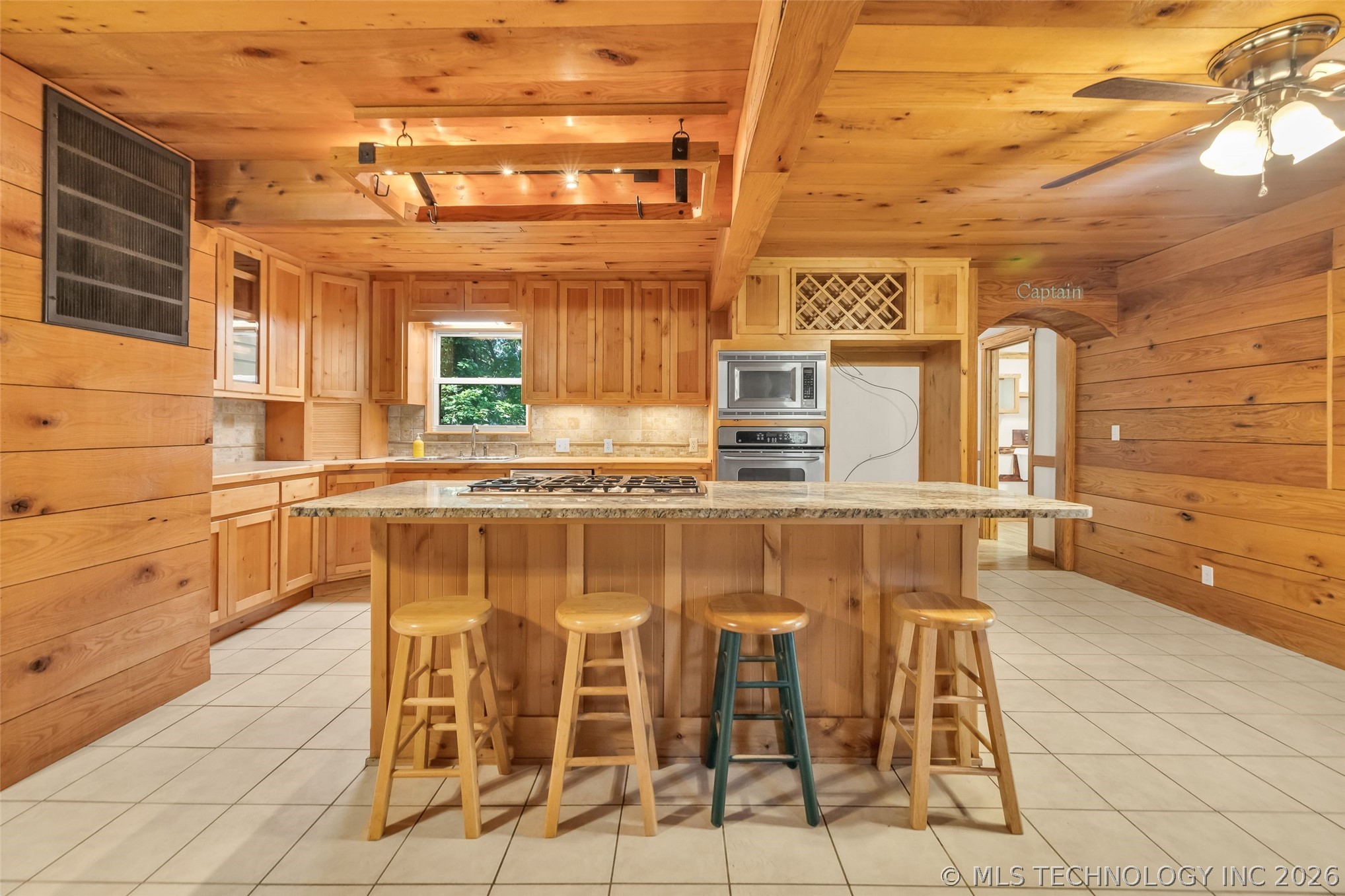 207 Gary Drive Vinita OK 74301