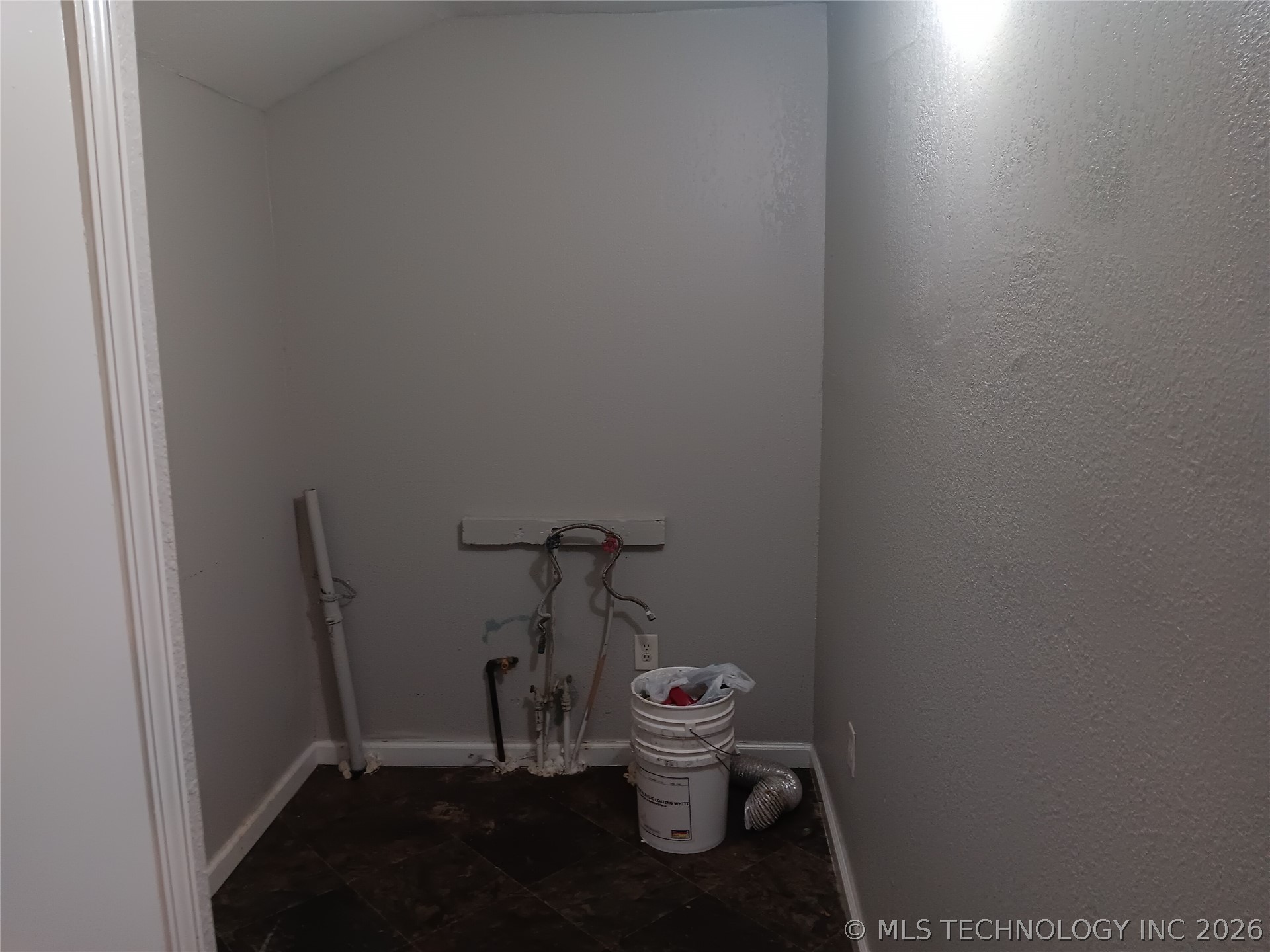 4528 N Iroquois Avenue Tulsa OK 74106
