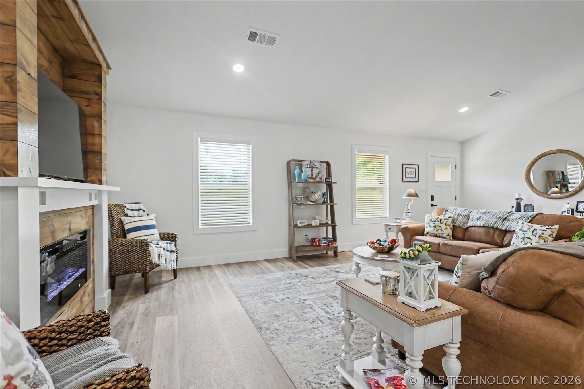 20471 W Chicken Creek Road Cookson OK 74427