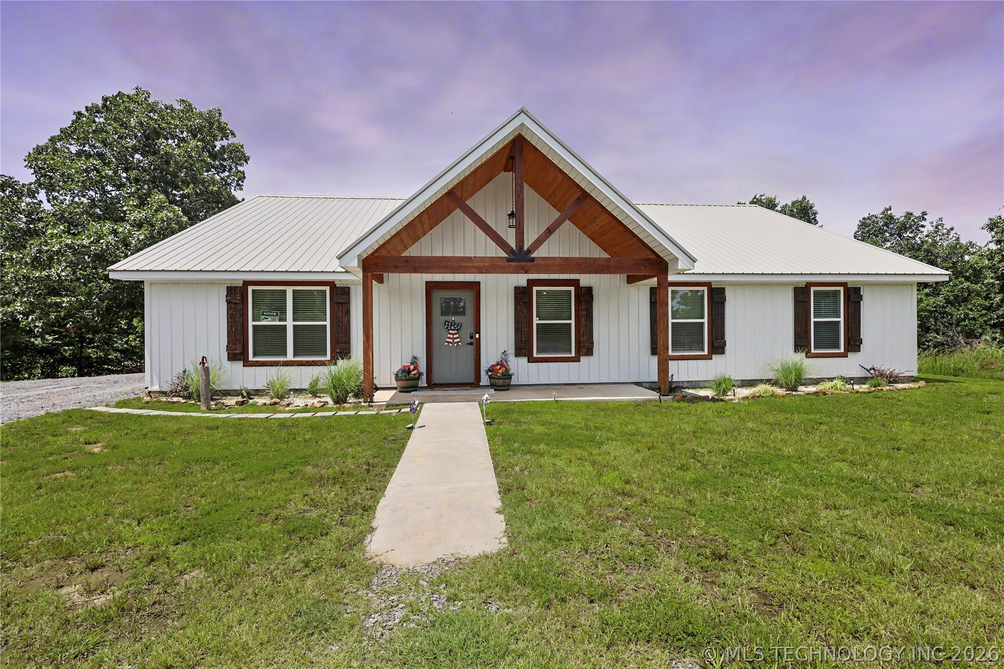 20471 W Chicken Creek Road Cookson OK 74427