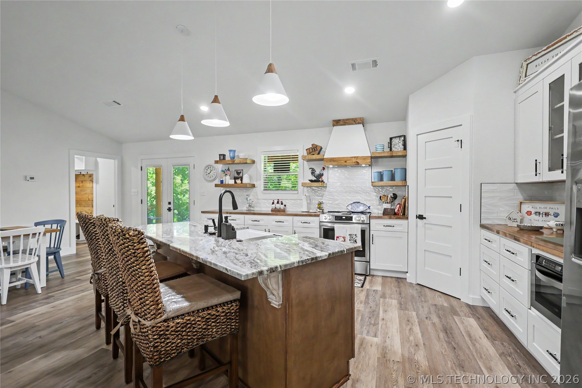 20471 W Chicken Creek Road Cookson OK 74427