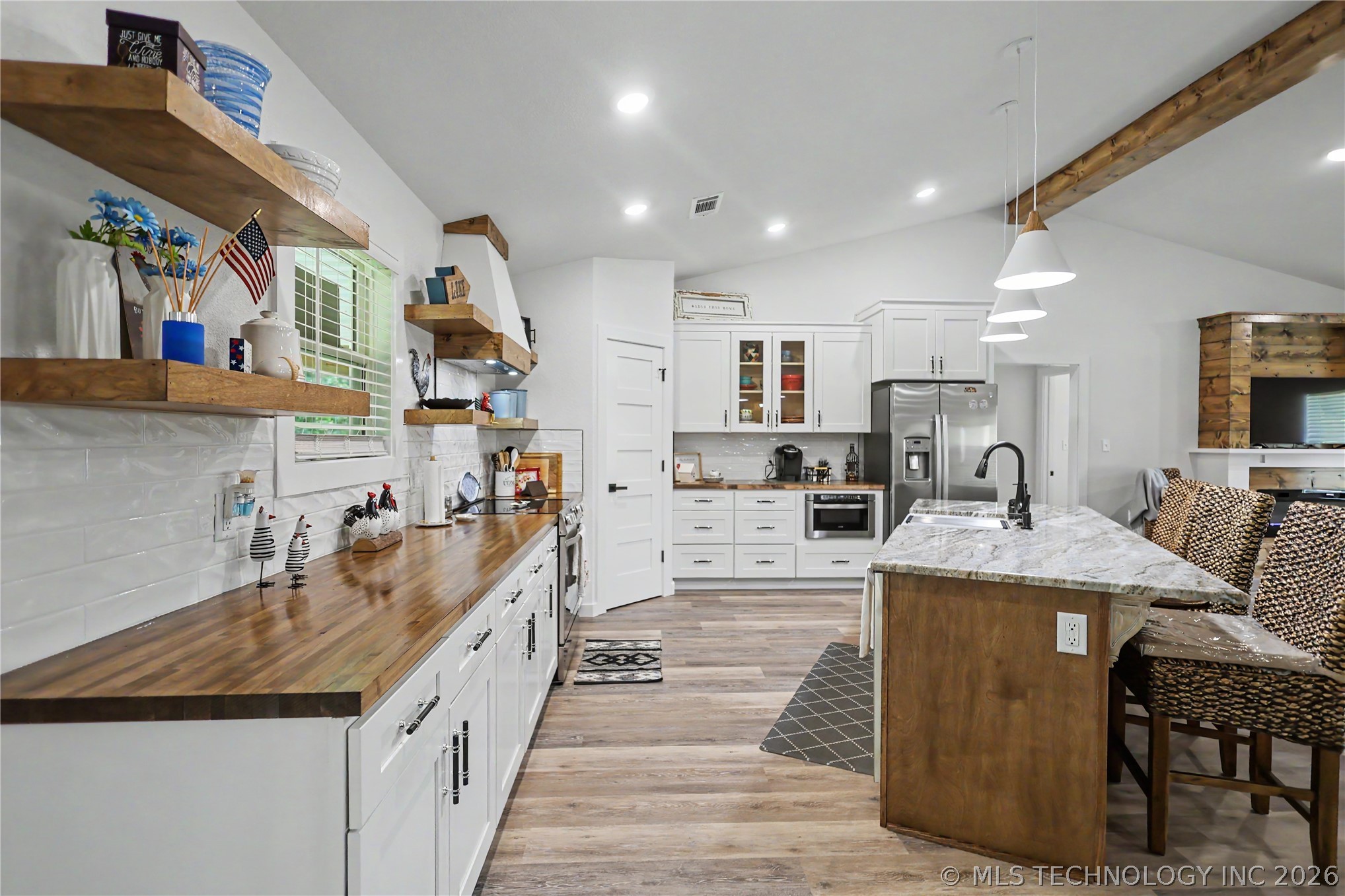 20471 W Chicken Creek Road Cookson OK 74427