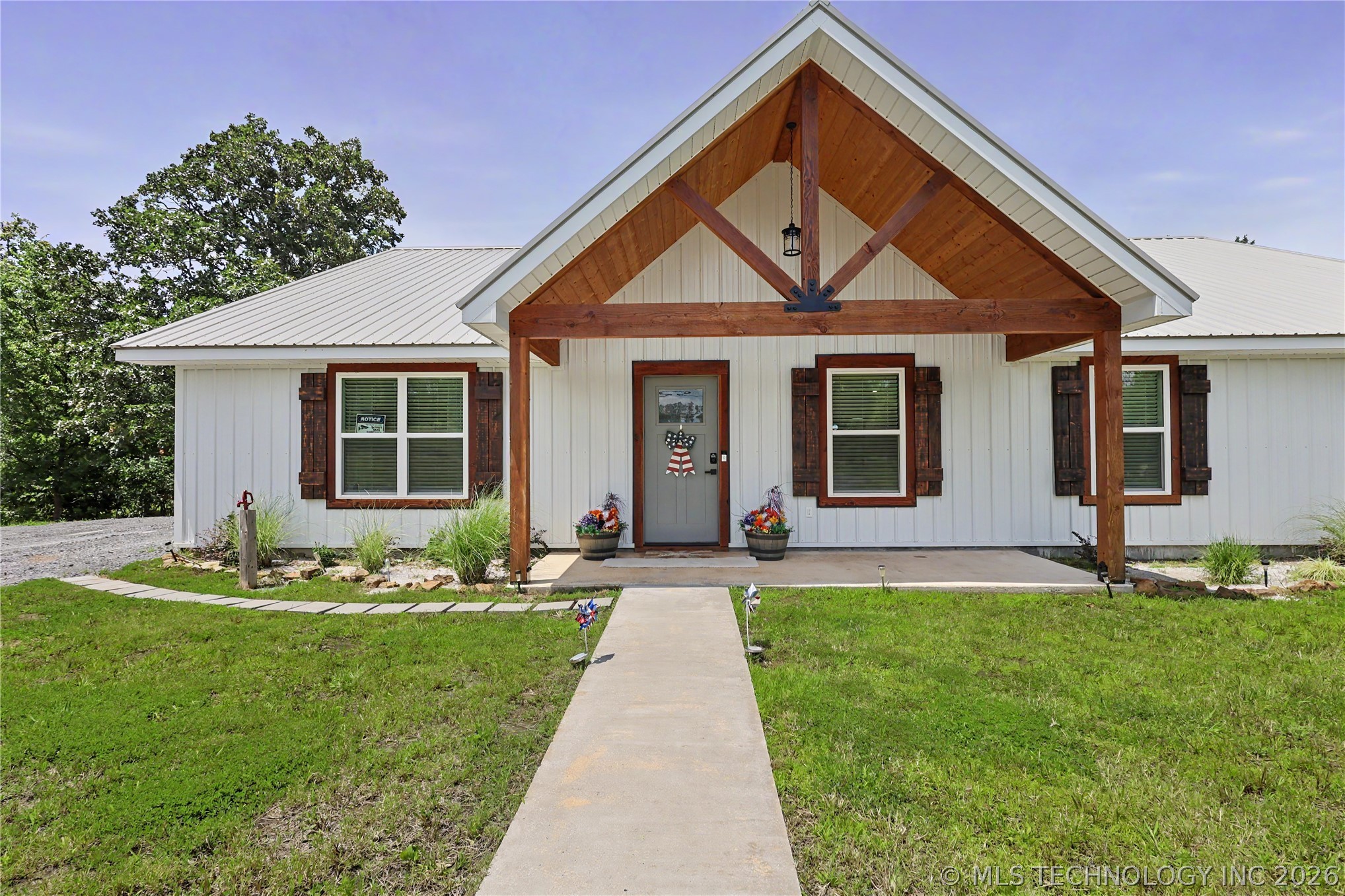 20471 W Chicken Creek Road Cookson OK 74427