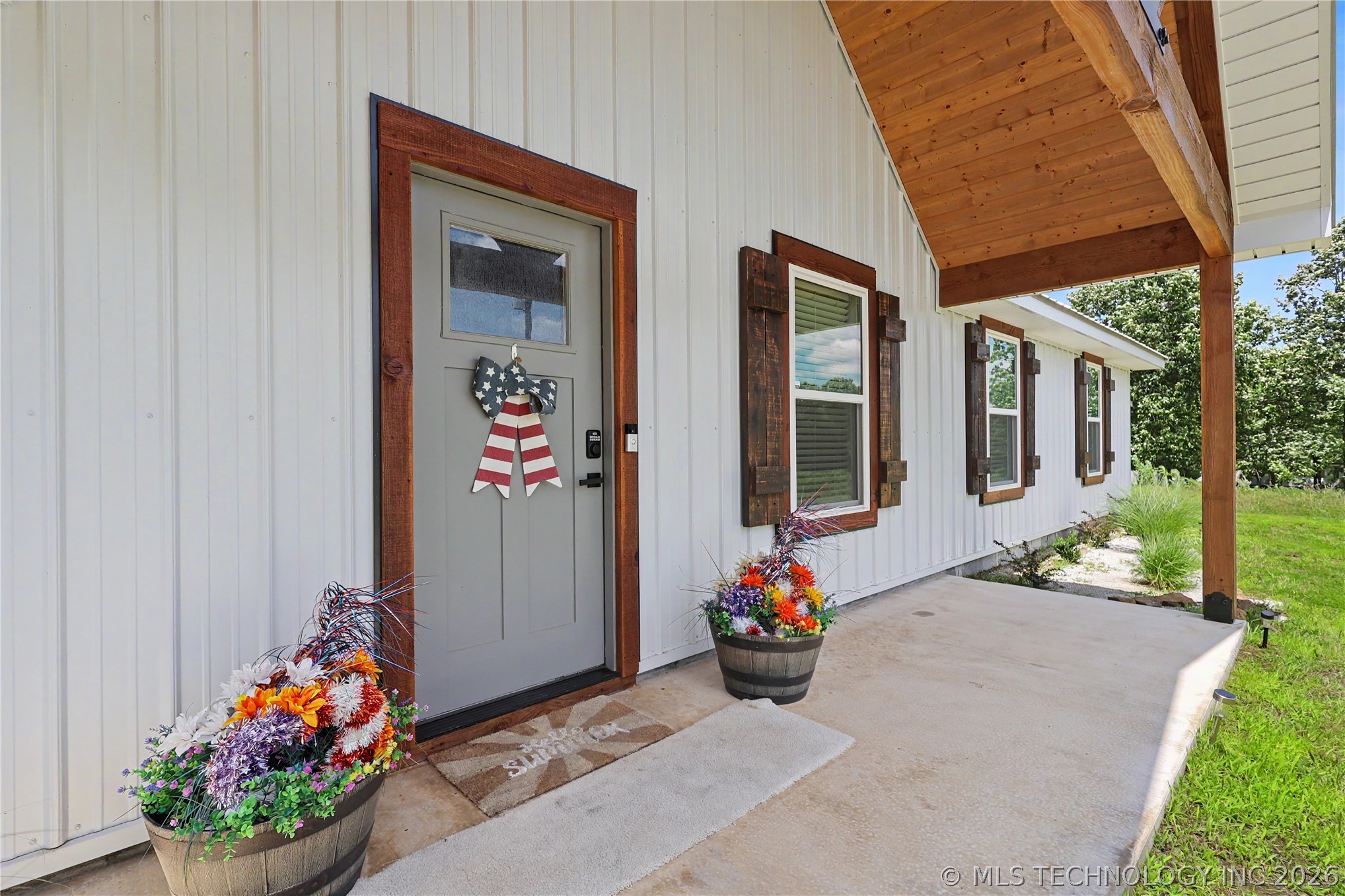 20471 W Chicken Creek Road Cookson OK 74427