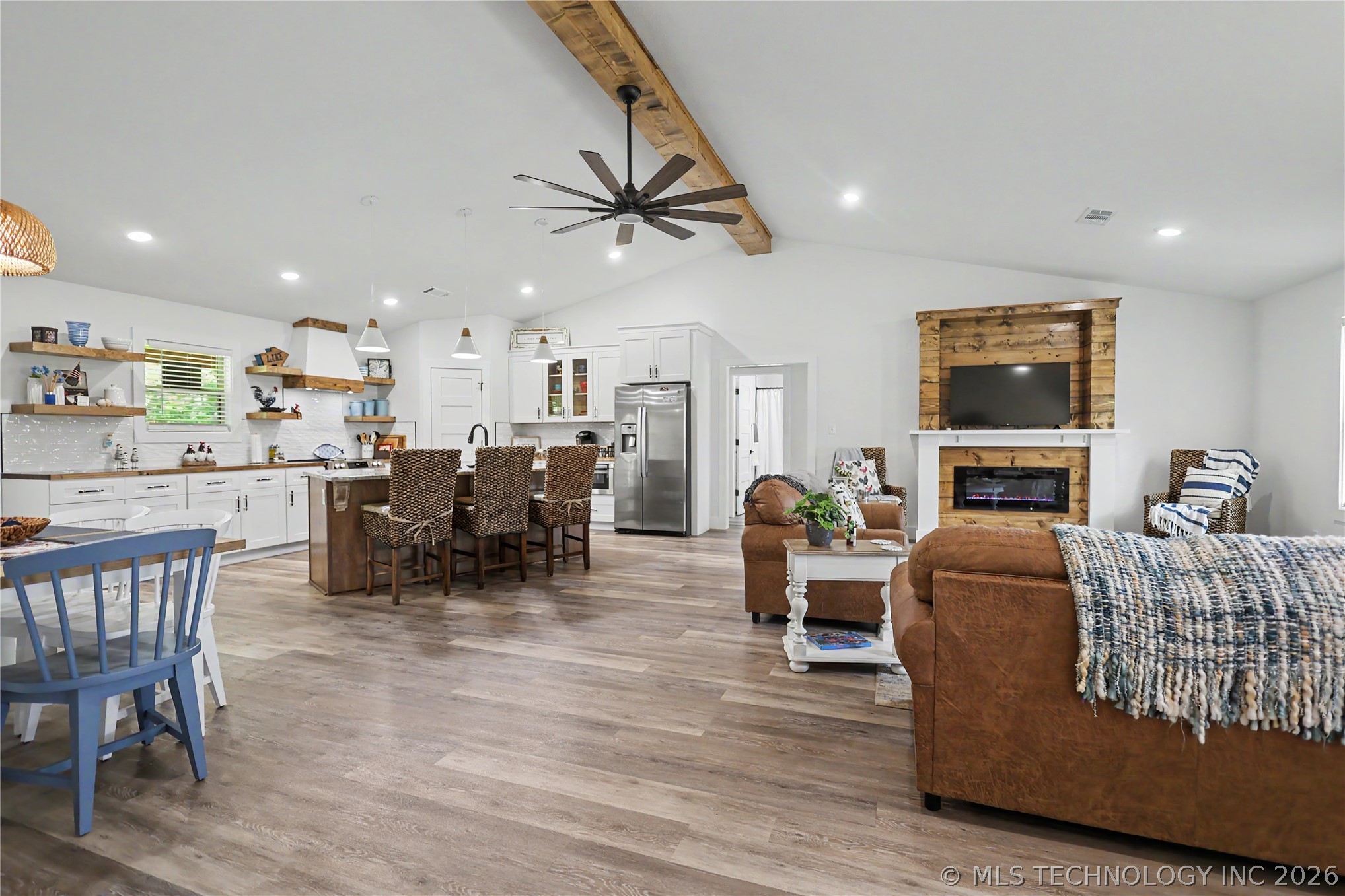 20471 W Chicken Creek Road Cookson OK 74427