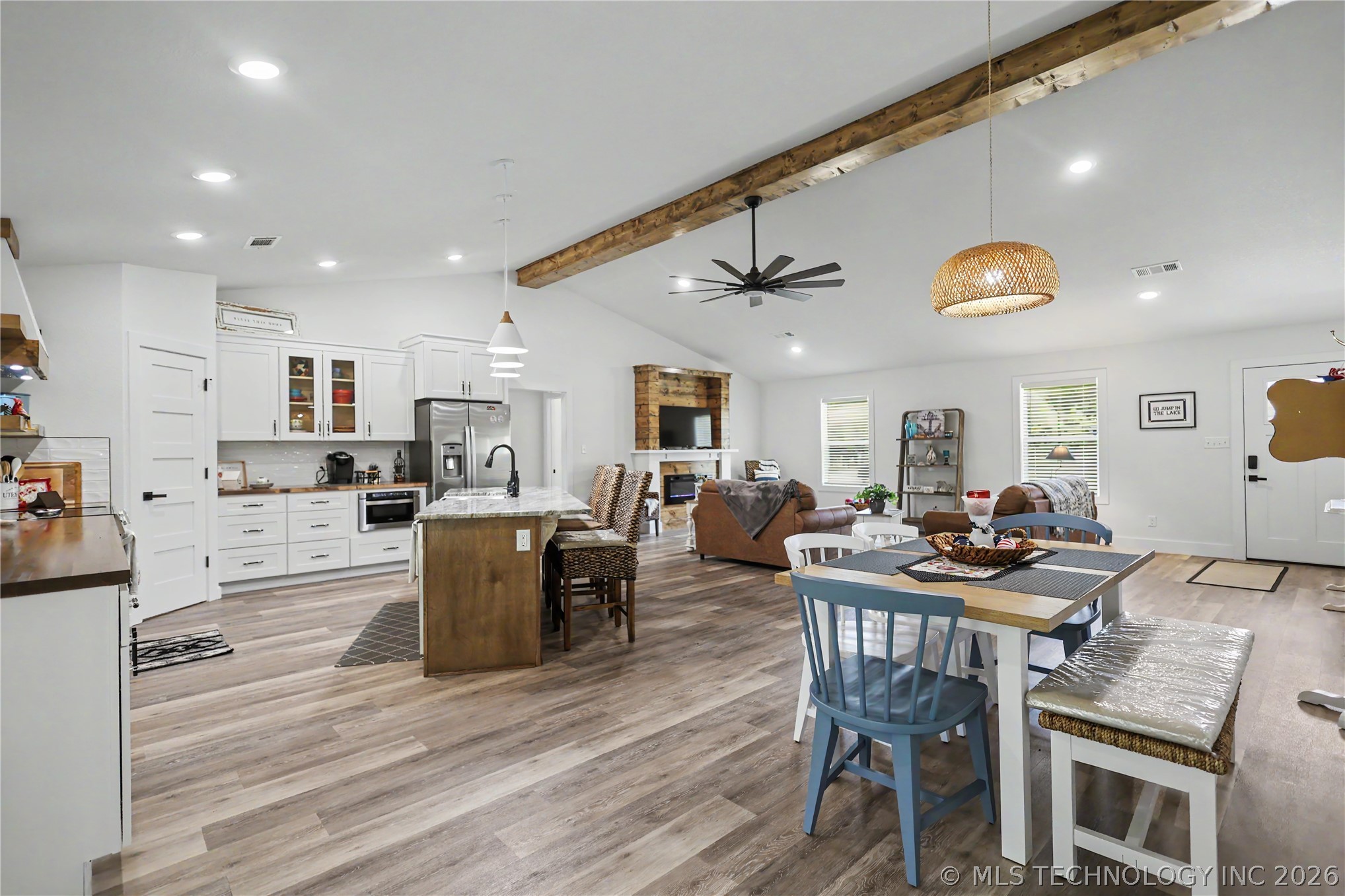20471 W Chicken Creek Road Cookson OK 74427