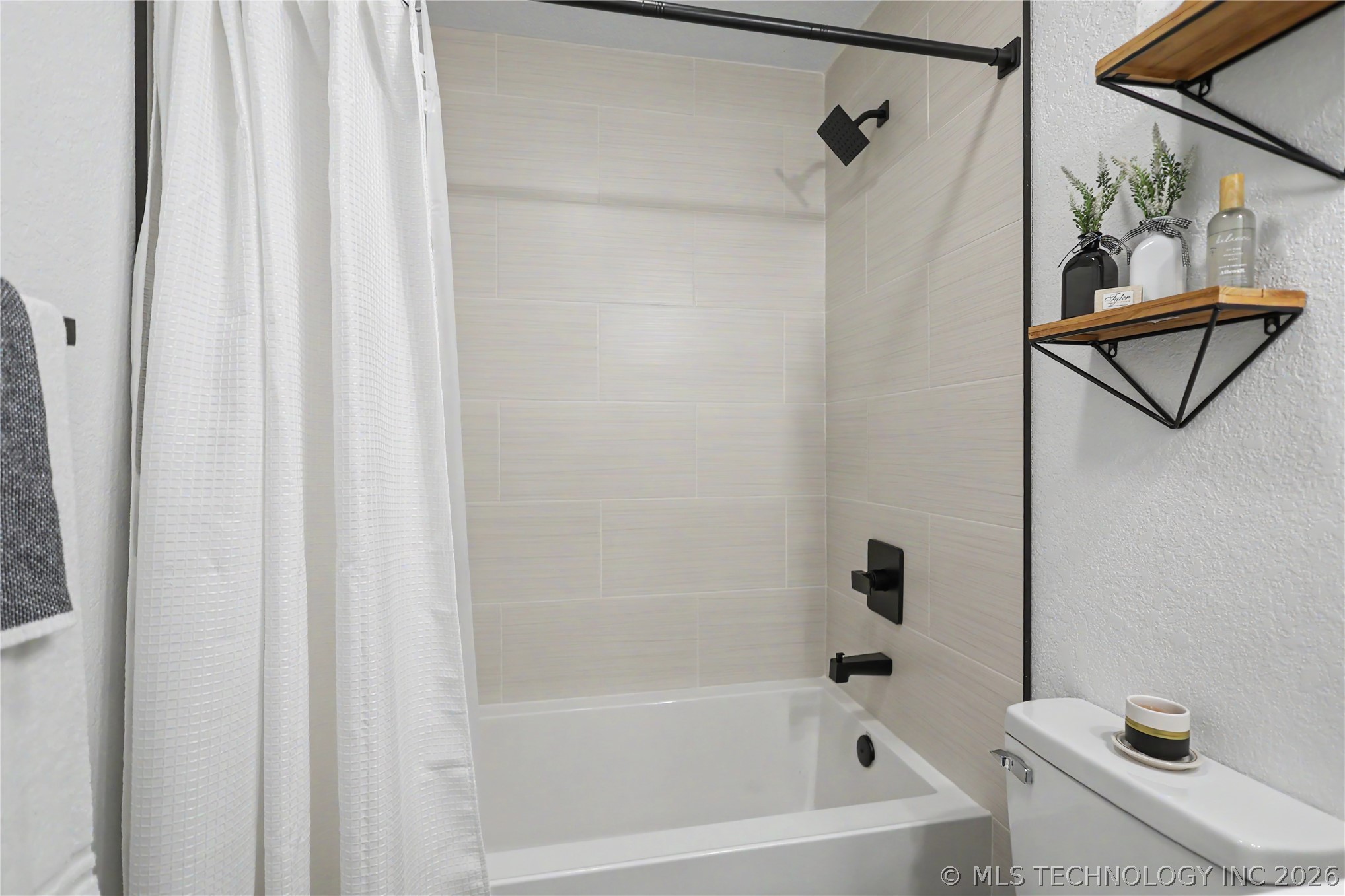 20471 W Chicken Creek Road Cookson OK 74427