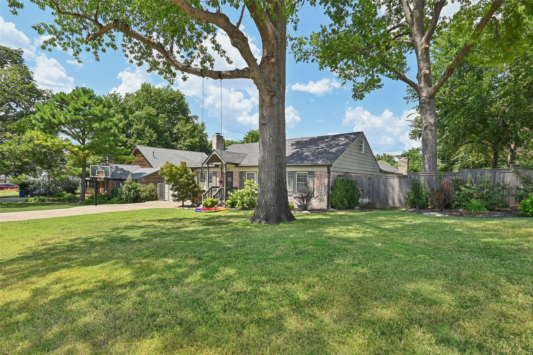 1517 E 38th Street Tulsa OK 74105