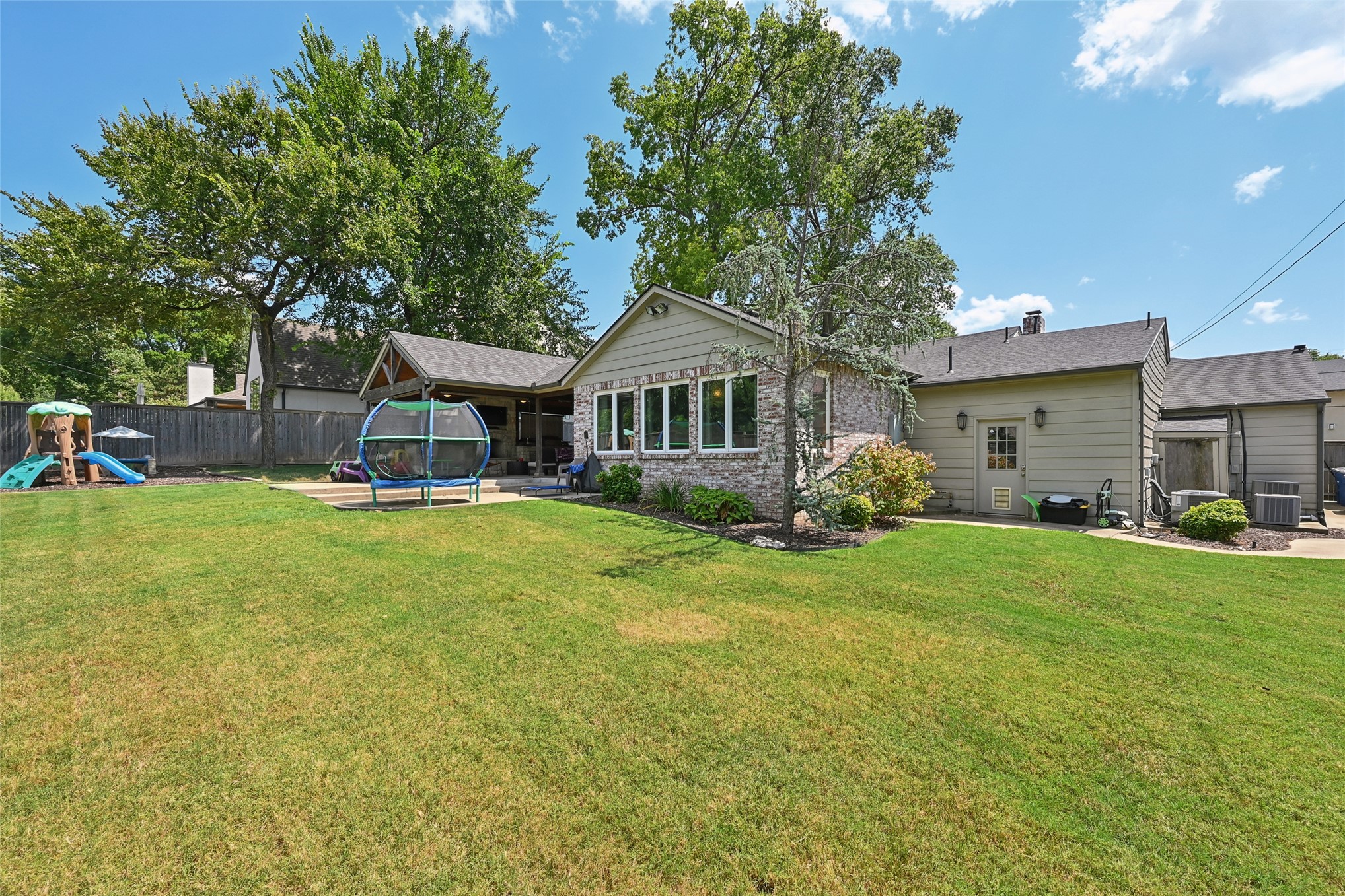 1517 E 38th Street Tulsa OK 74105