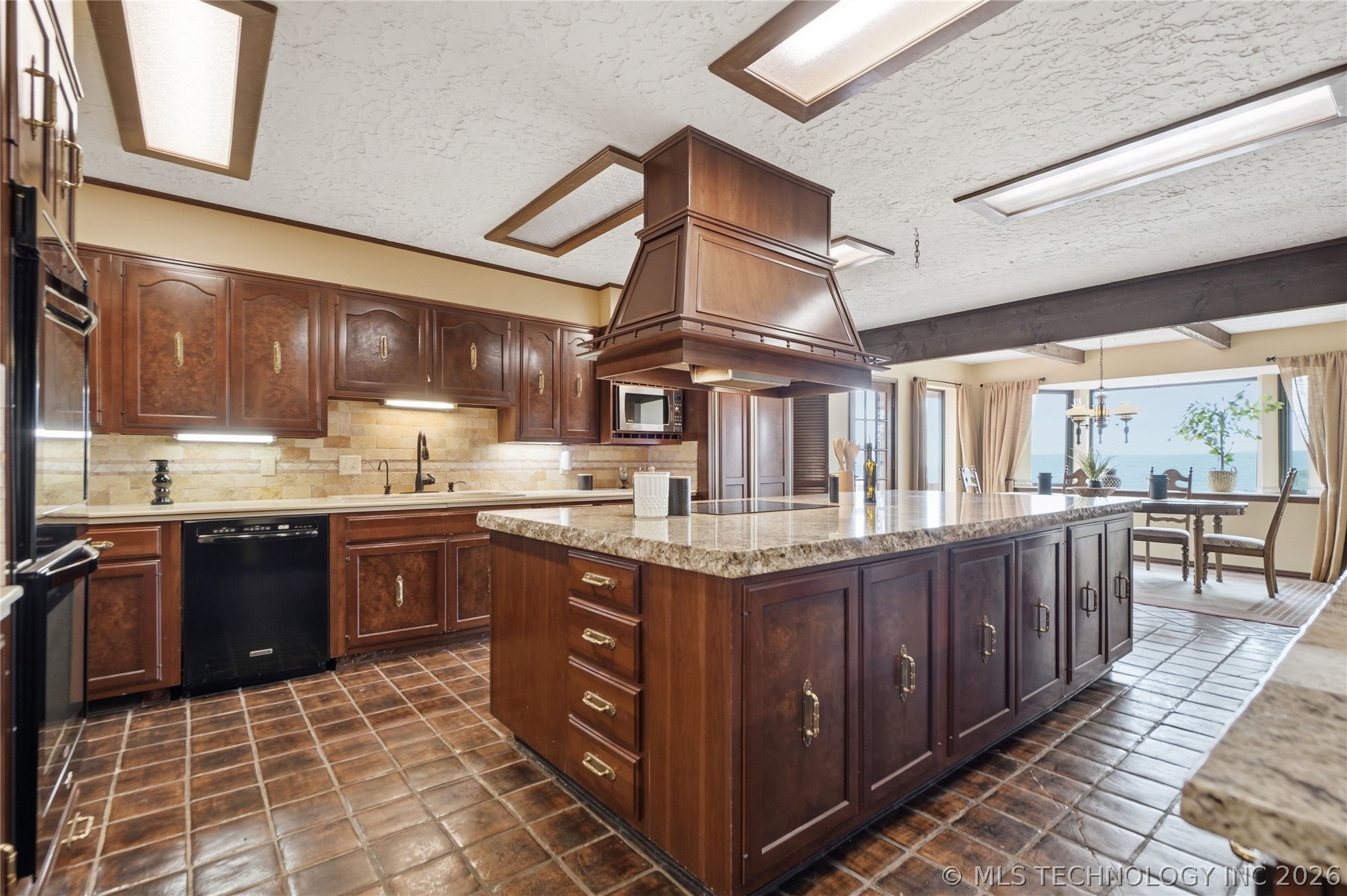 17304 E 176th Street S Bixby OK 74008