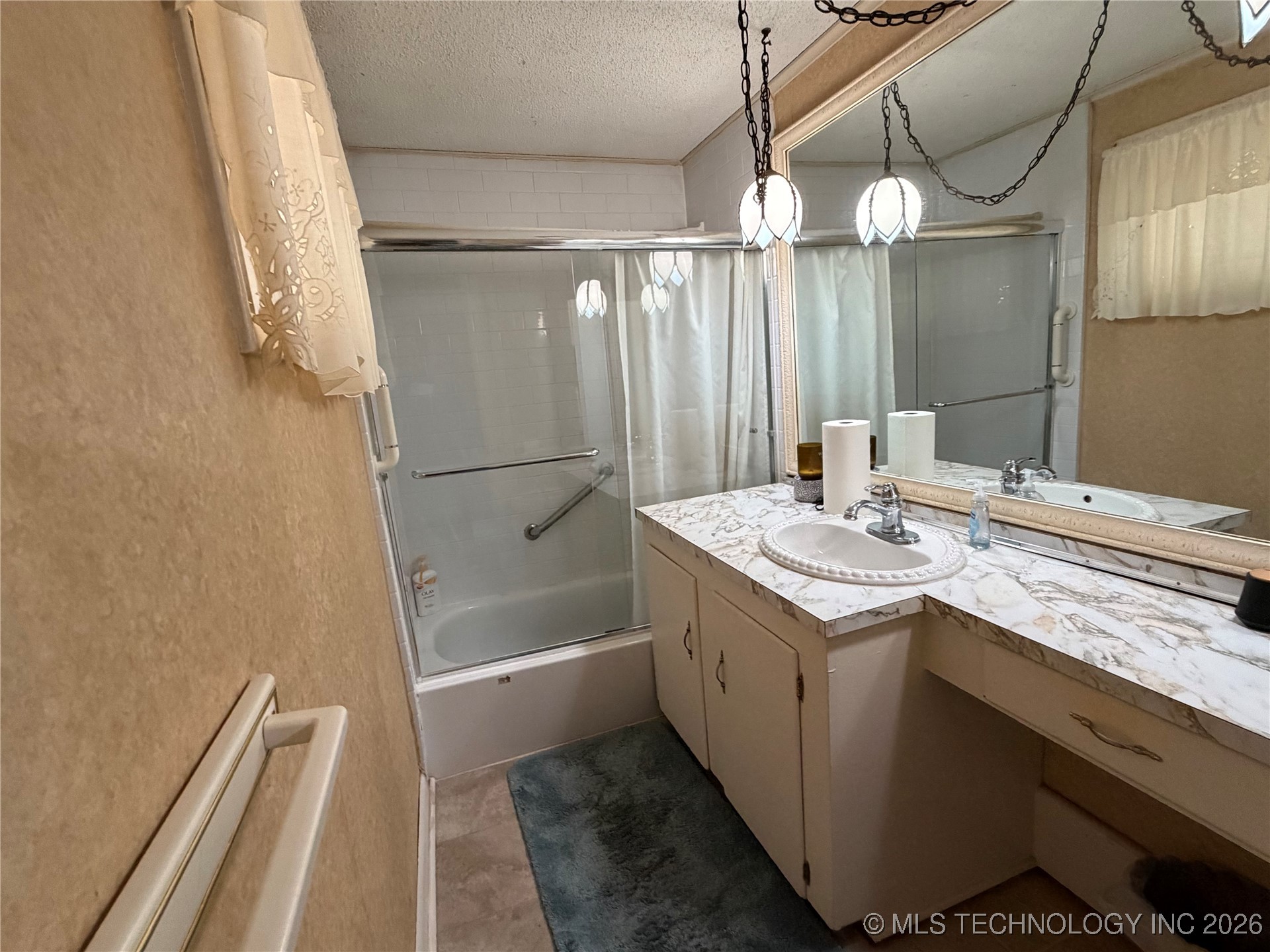 304 E Woodrow Place Tulsa OK 74106