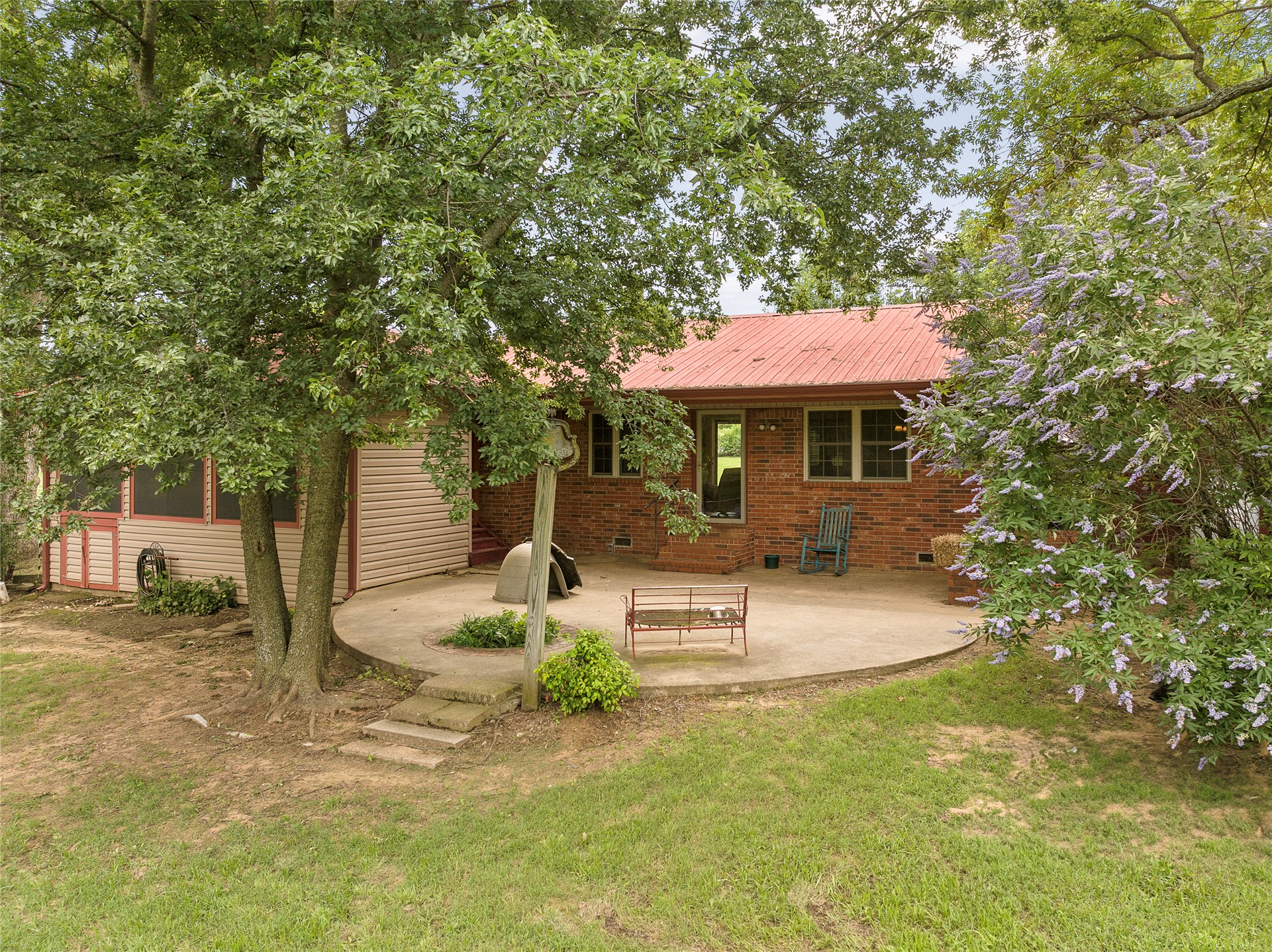 1307 Chickasaw Road Calera OK 74730