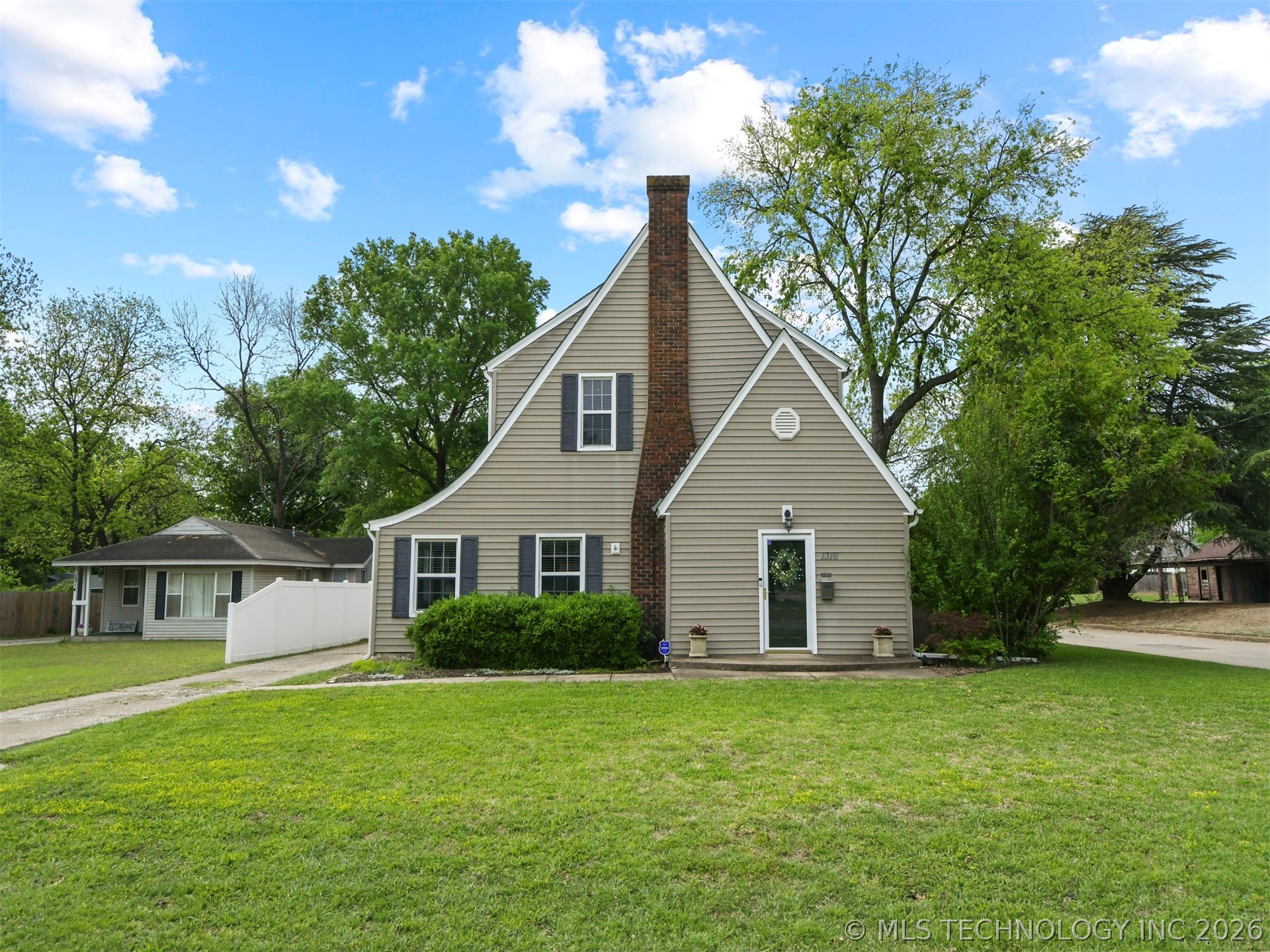 1316 Stanley SW Ardmore OK 73401