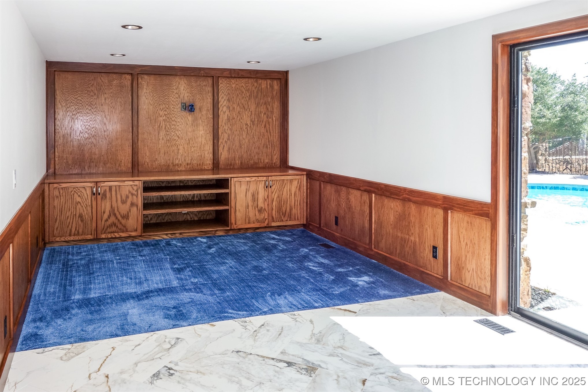 6642 E 60th Place Tulsa OK 74145