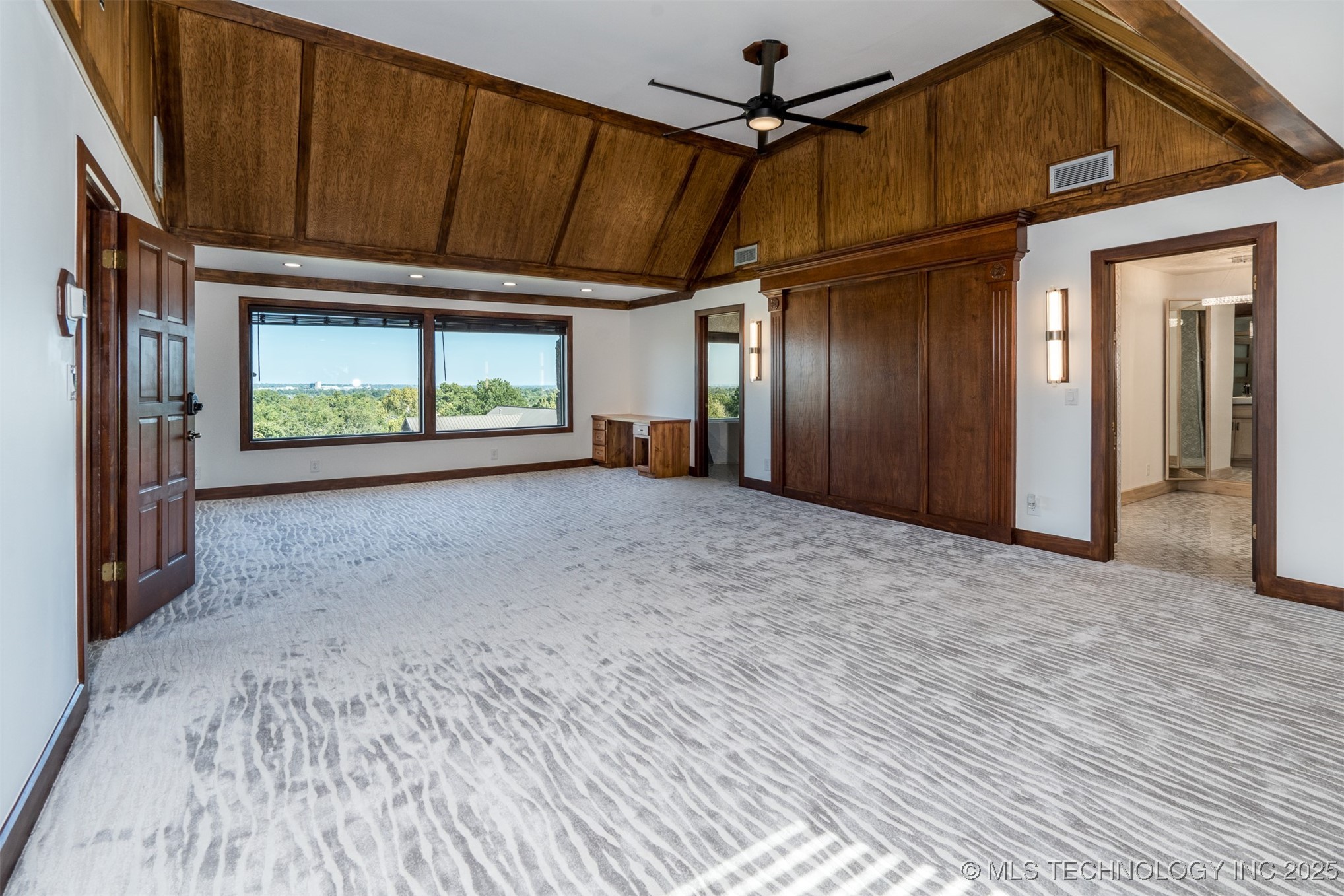 6642 E 60th Place Tulsa OK 74145