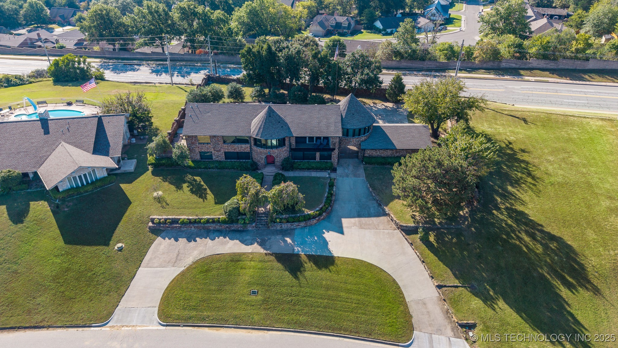 6642 E 60th Place Tulsa OK 74145
