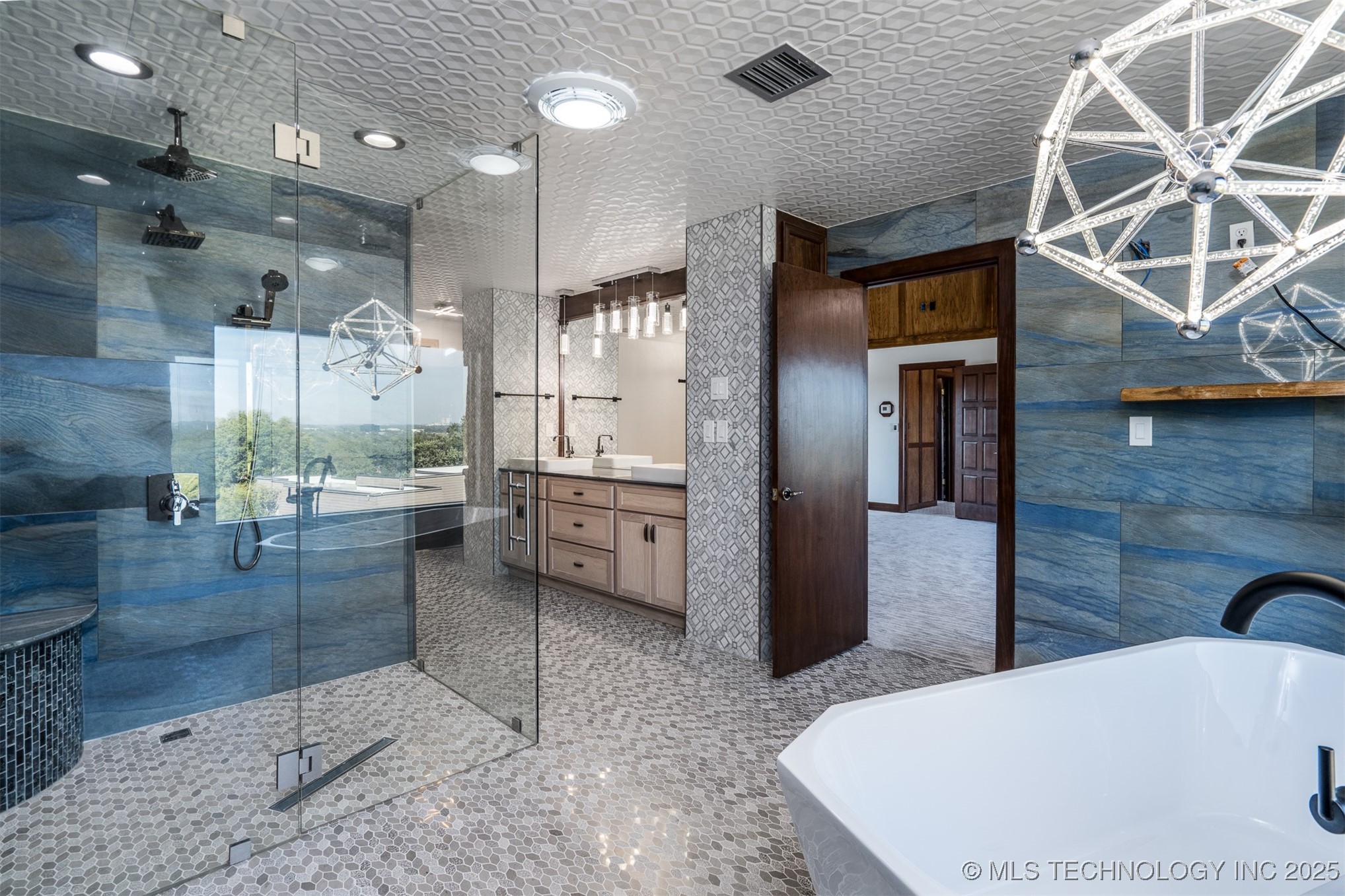 6642 E 60th Place Tulsa OK 74145