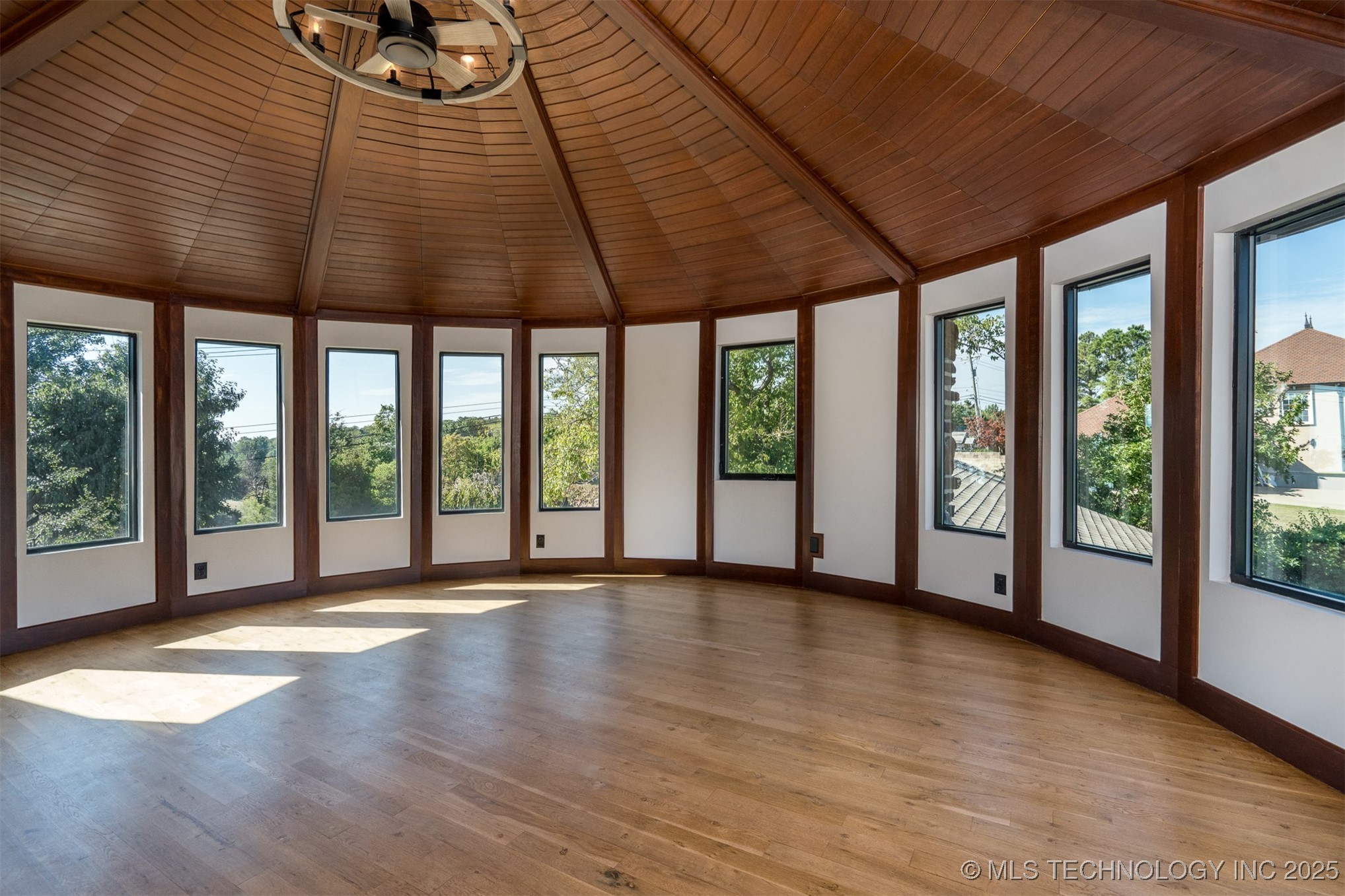 6642 E 60th Place Tulsa OK 74145