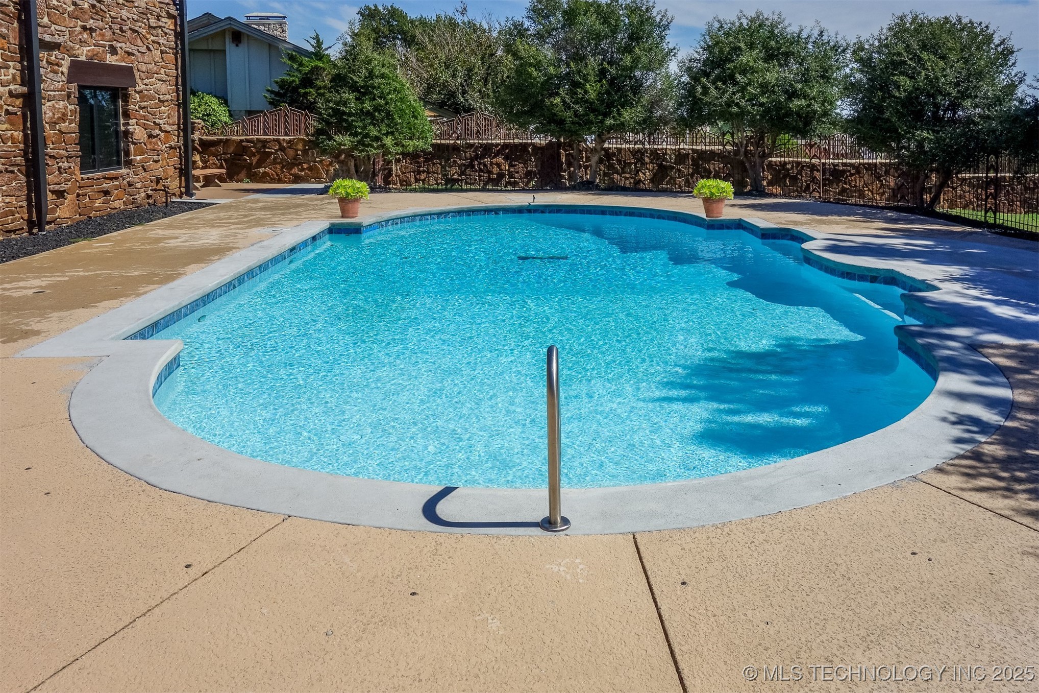 6642 E 60th Place Tulsa OK 74145