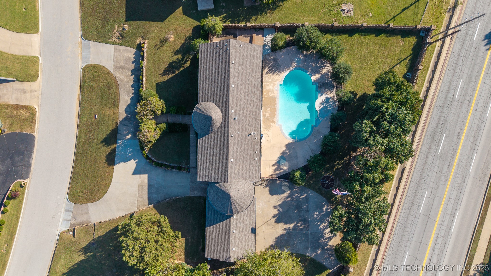 6642 E 60th Place Tulsa OK 74145