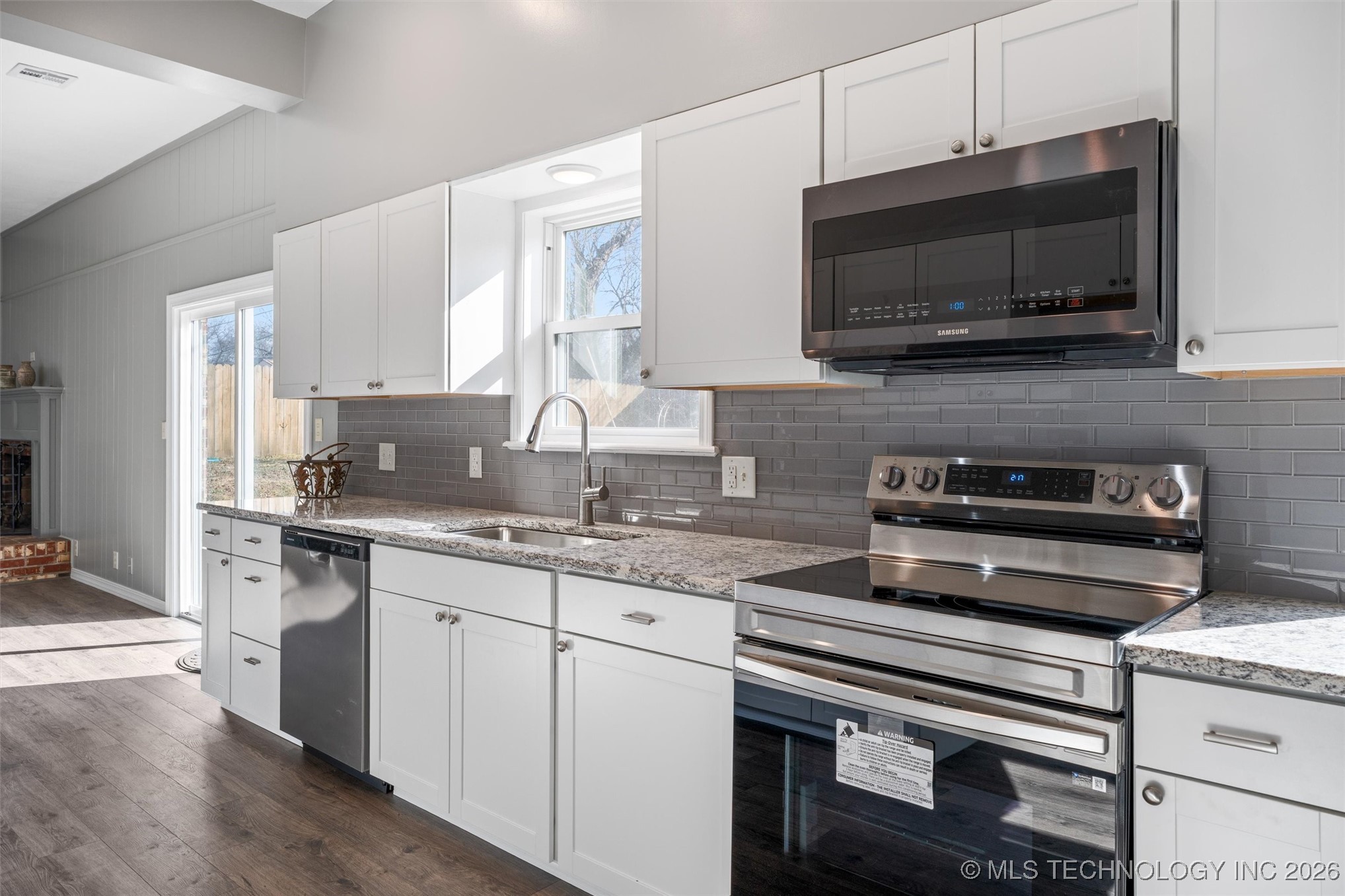 426 W 6th Street Dewey OK 74029