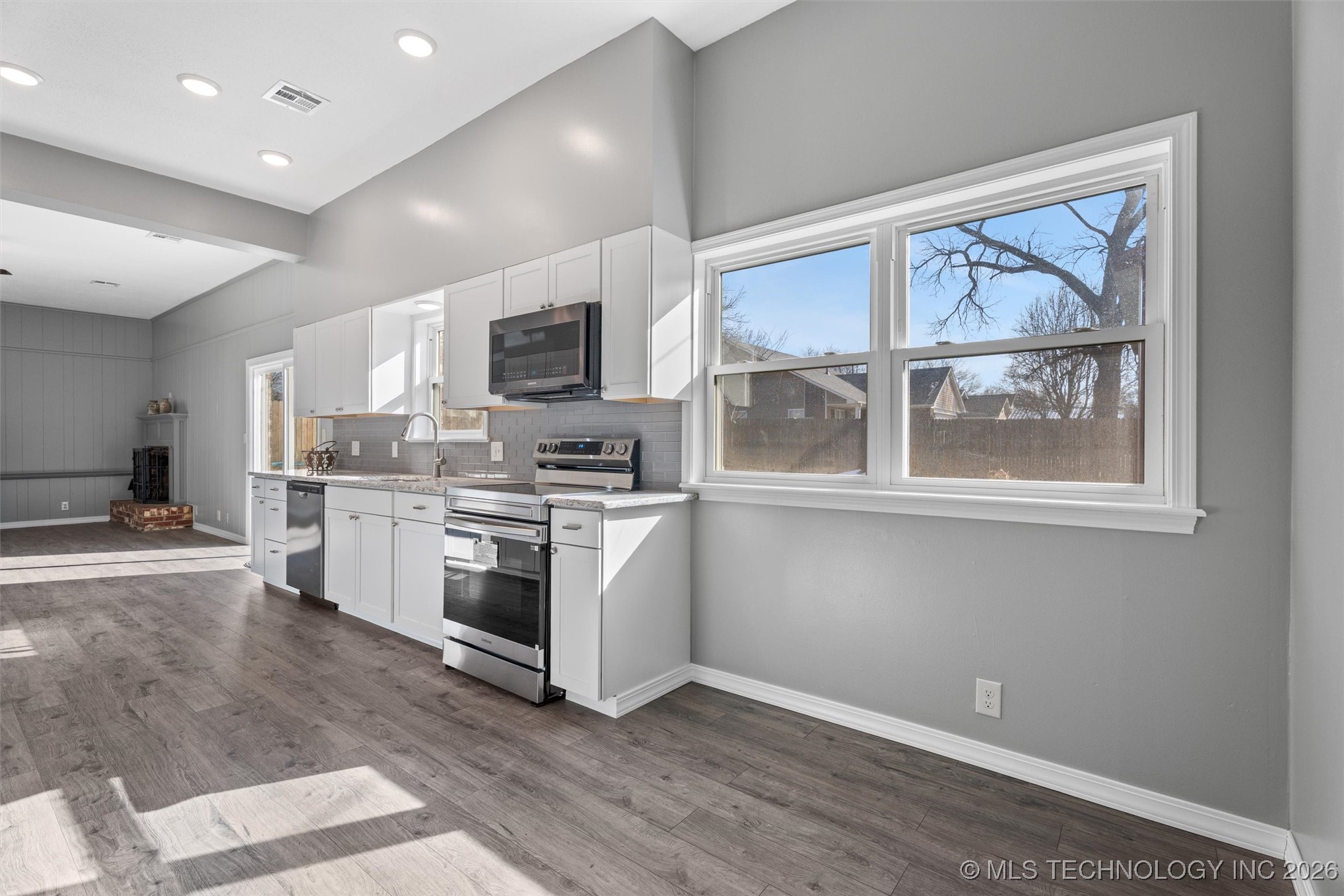 426 W 6th Street Dewey OK 74029