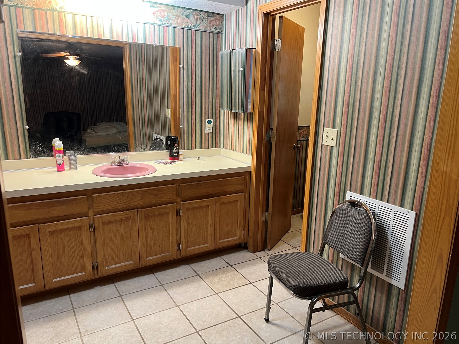 477067 E 1094 Road Roland OK 74954