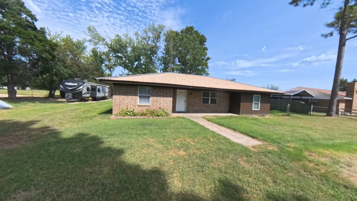 174 Hummingbird Circle Colbert OK 74733
