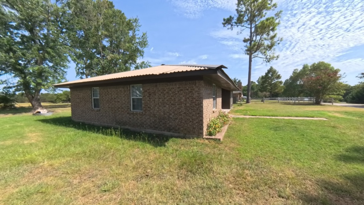 174 Hummingbird Circle Colbert OK 74733