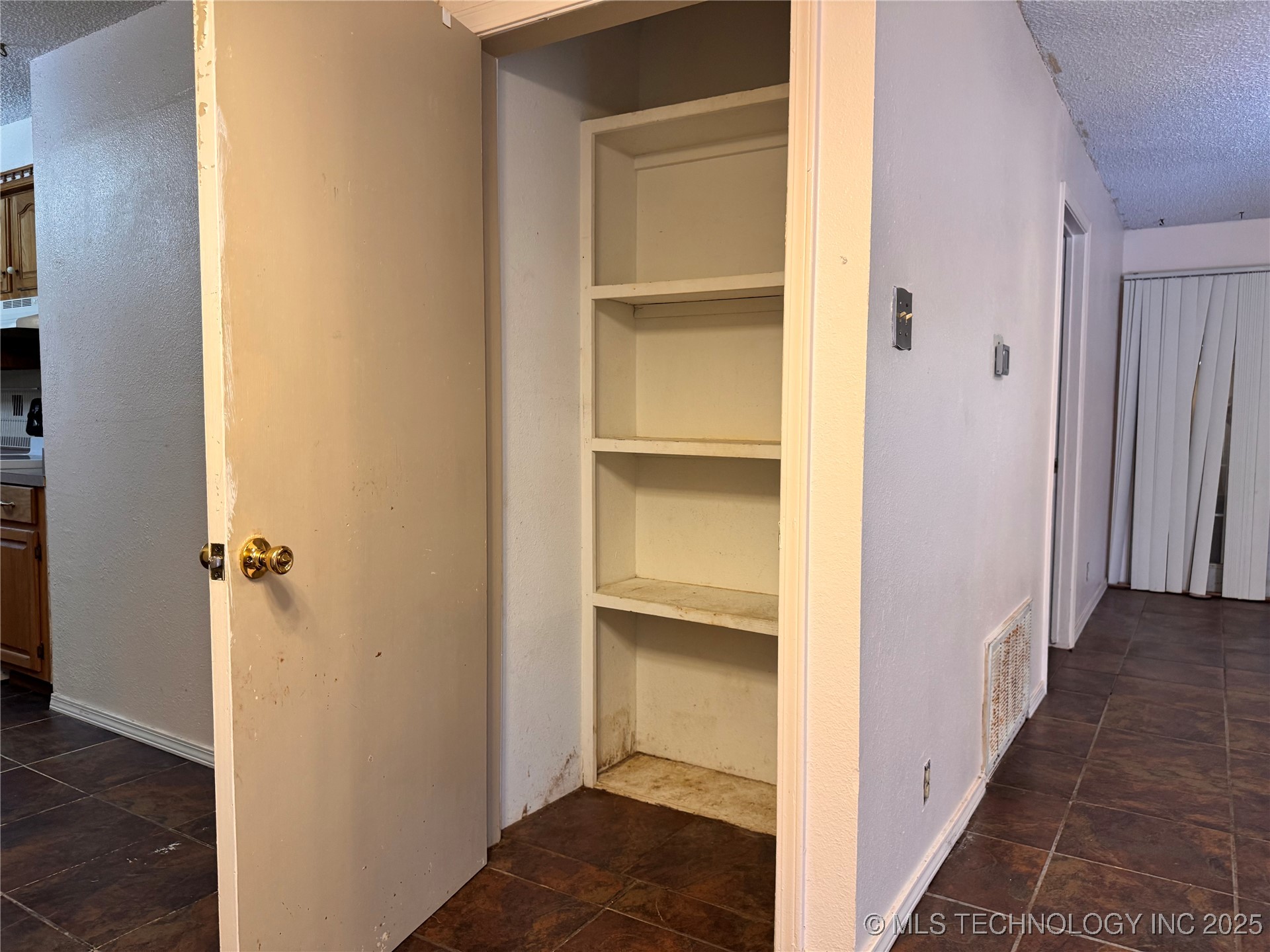 1114 Comet Ardmore OK 73401