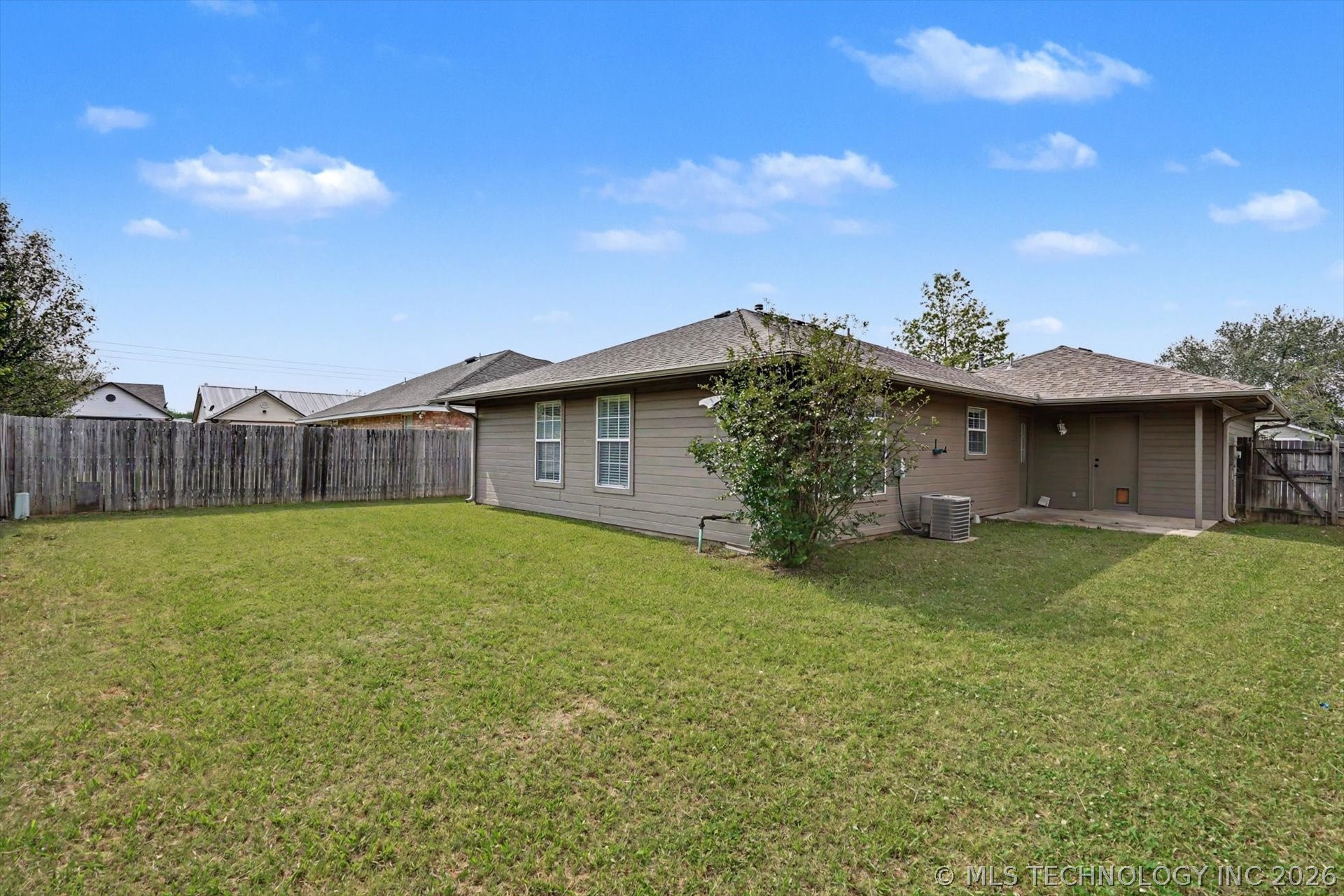 9414 E Magnoliawood Drive Claremore OK 74019
