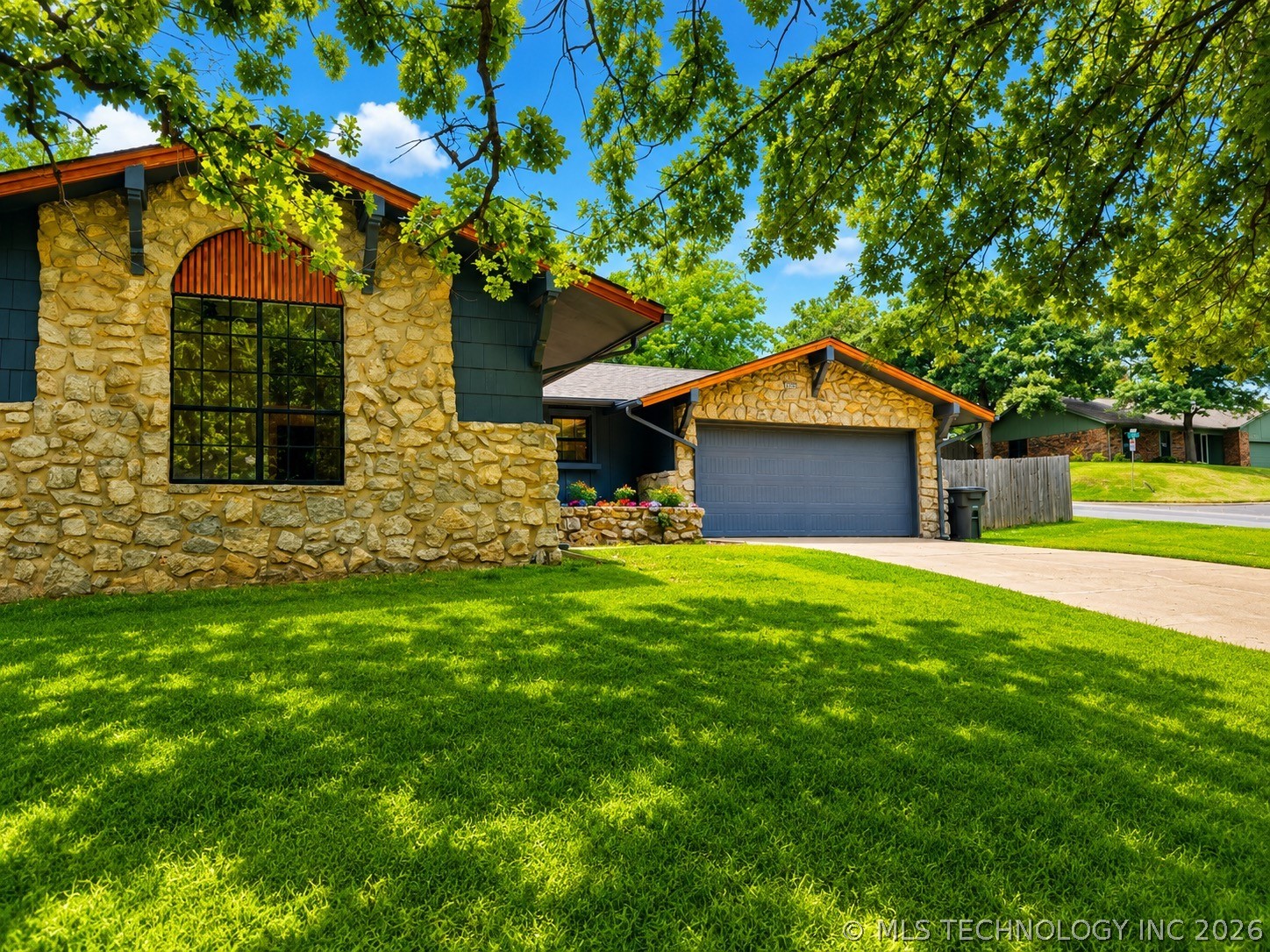 2403 W Newton Place Tulsa OK 74127