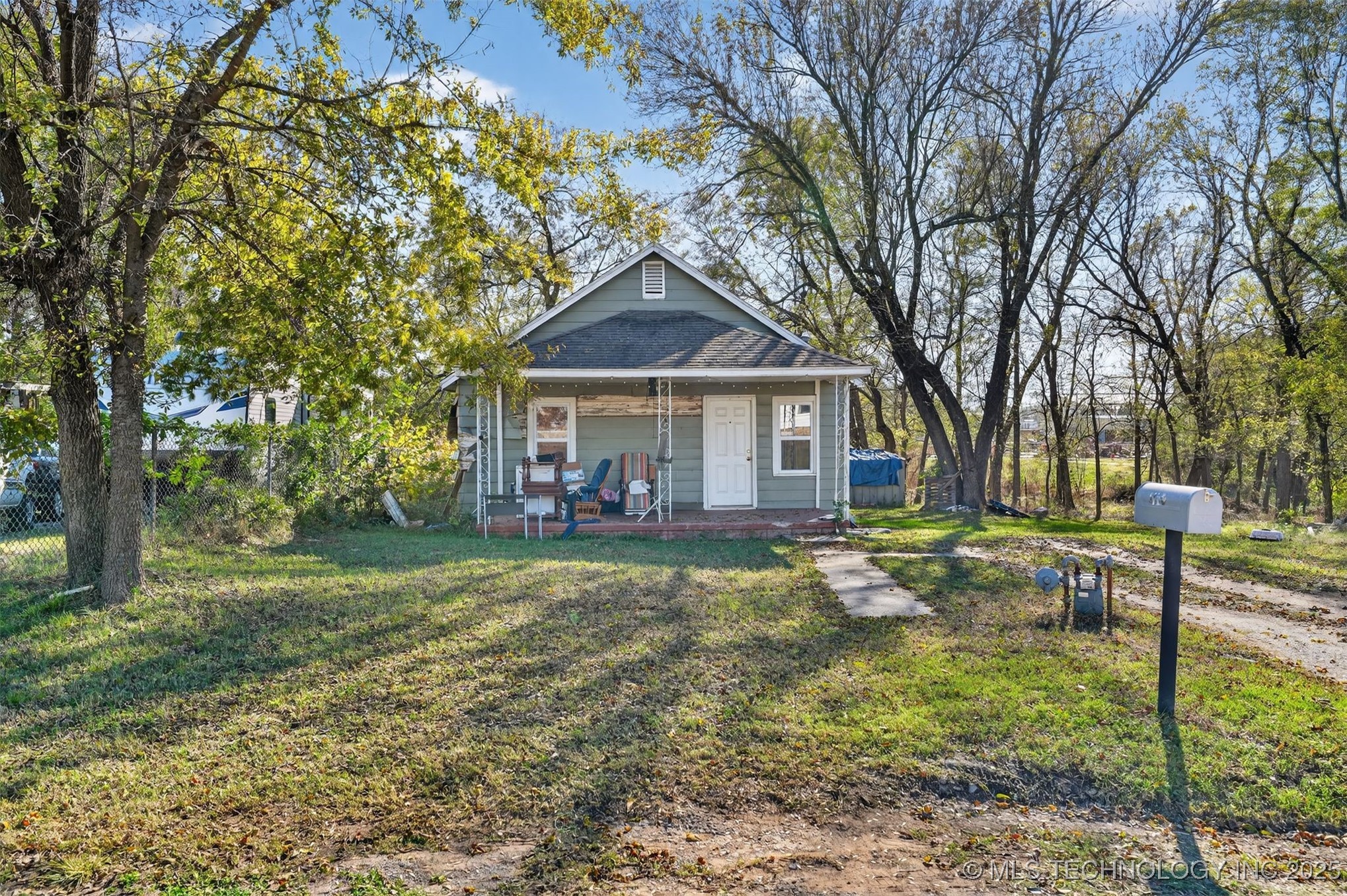 1128 E Arch Avenue Sapulpa OK 74066