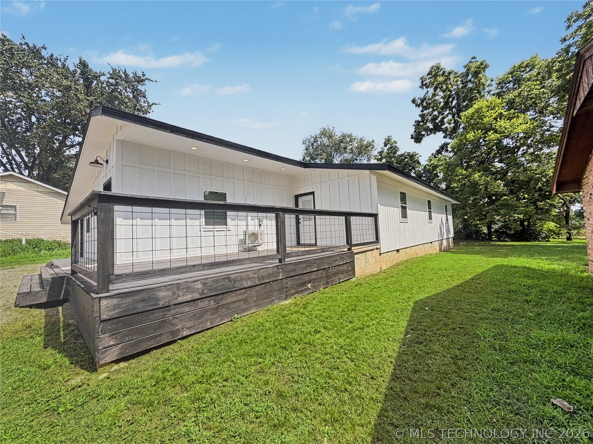 226 E Cedar Street Stilwell OK 74960