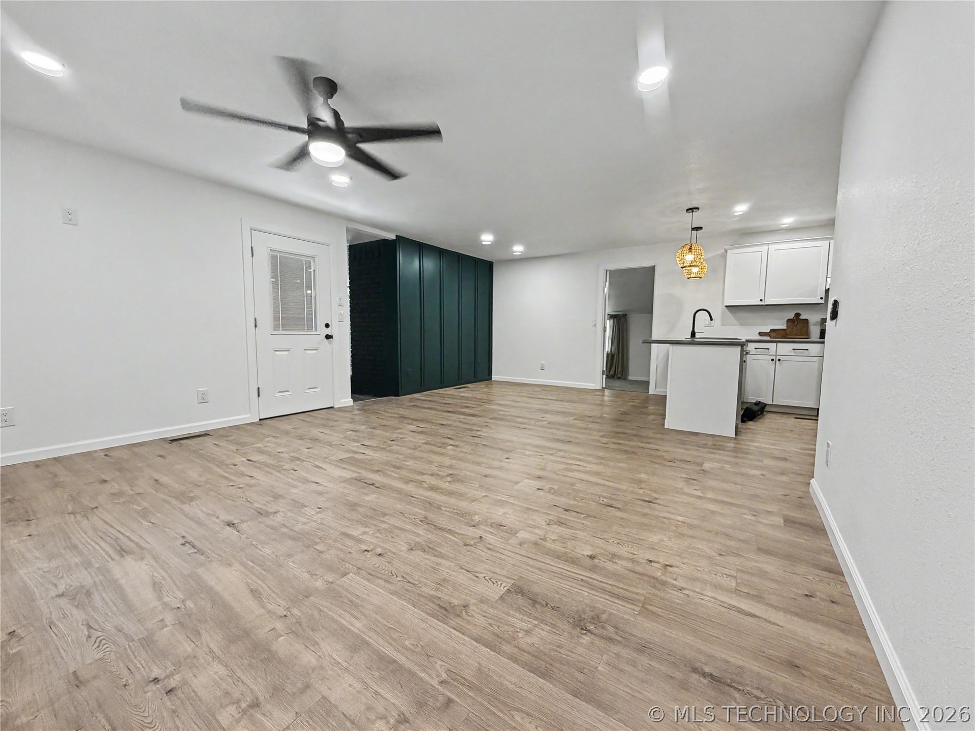 226 E Cedar Street Stilwell OK 74960