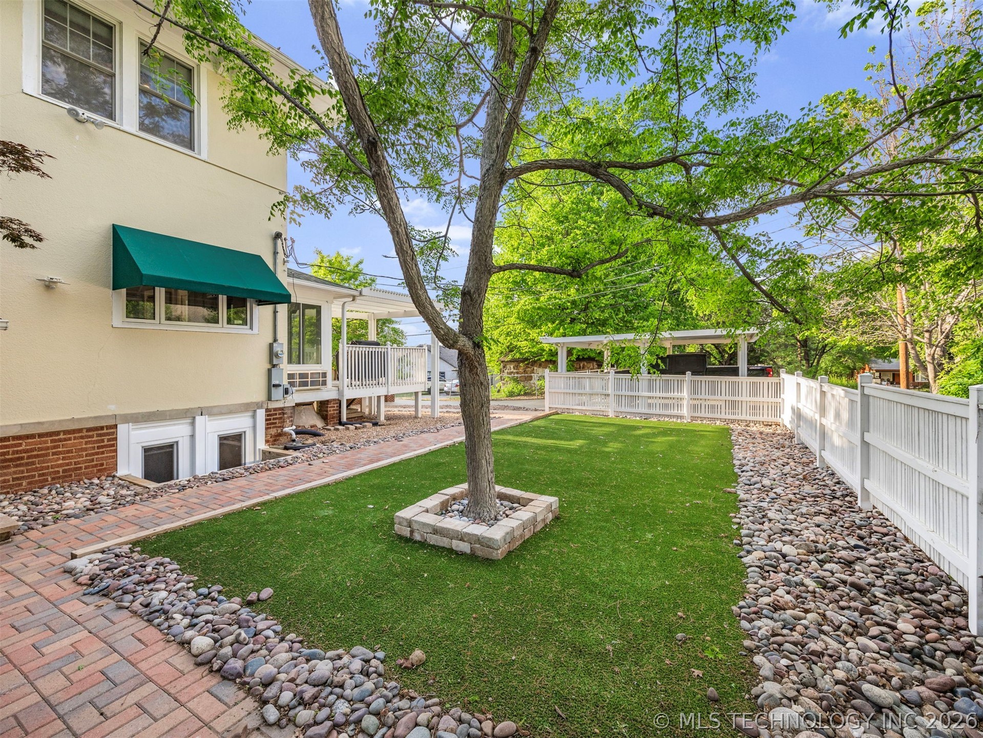 1805 W Easton Street Tulsa OK 74127