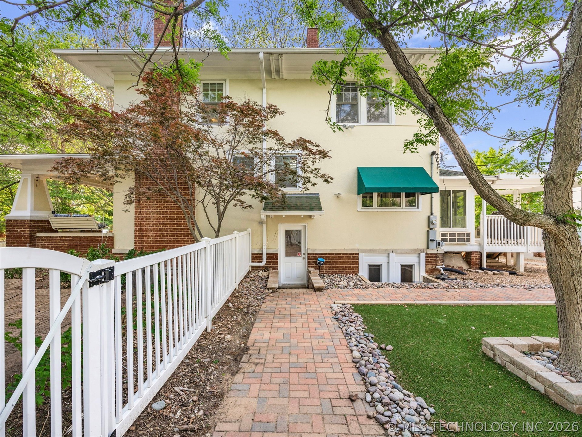 1805 W Easton Street Tulsa OK 74127