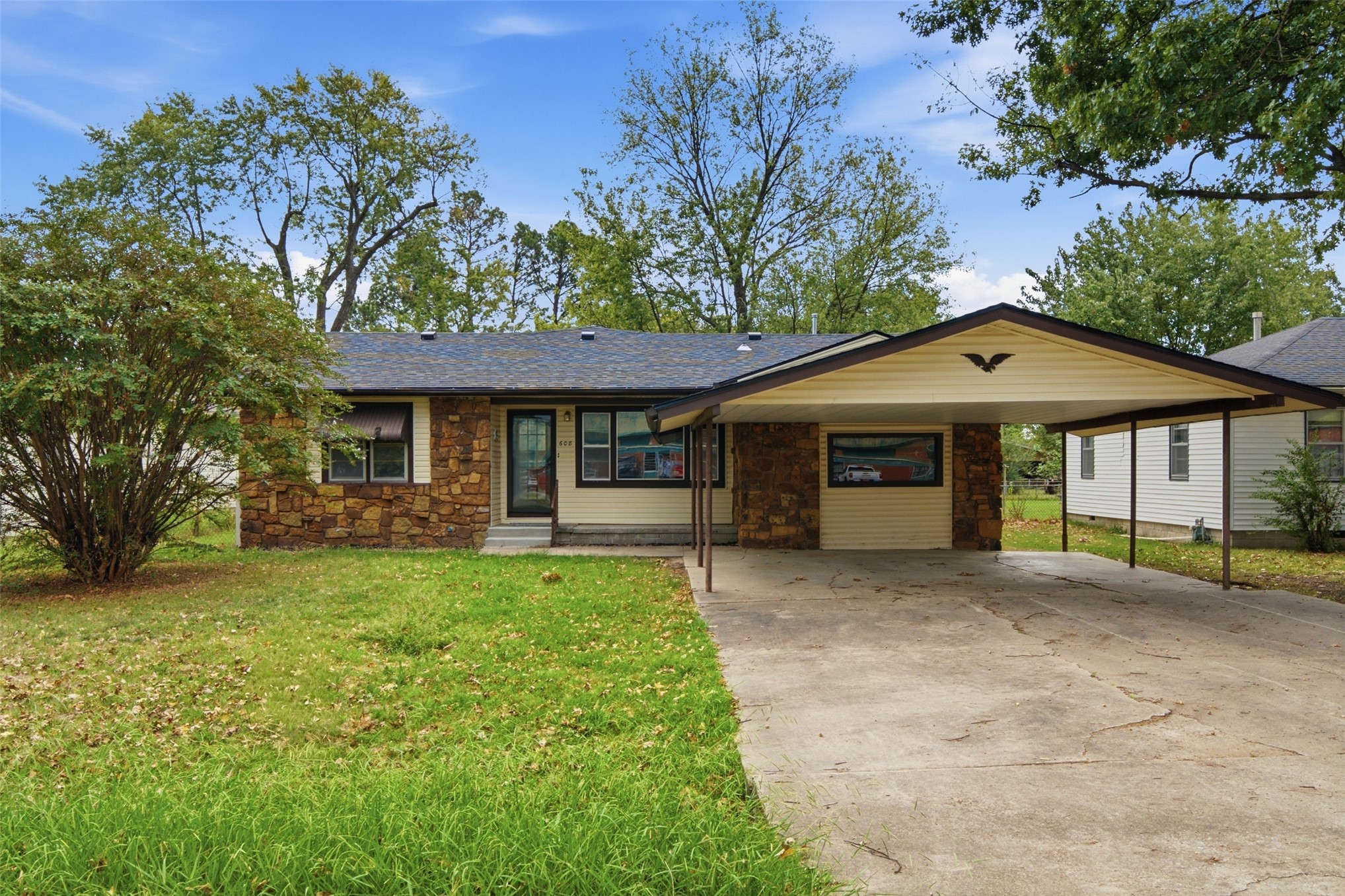 608 SE 6th Street Wagoner OK 74467