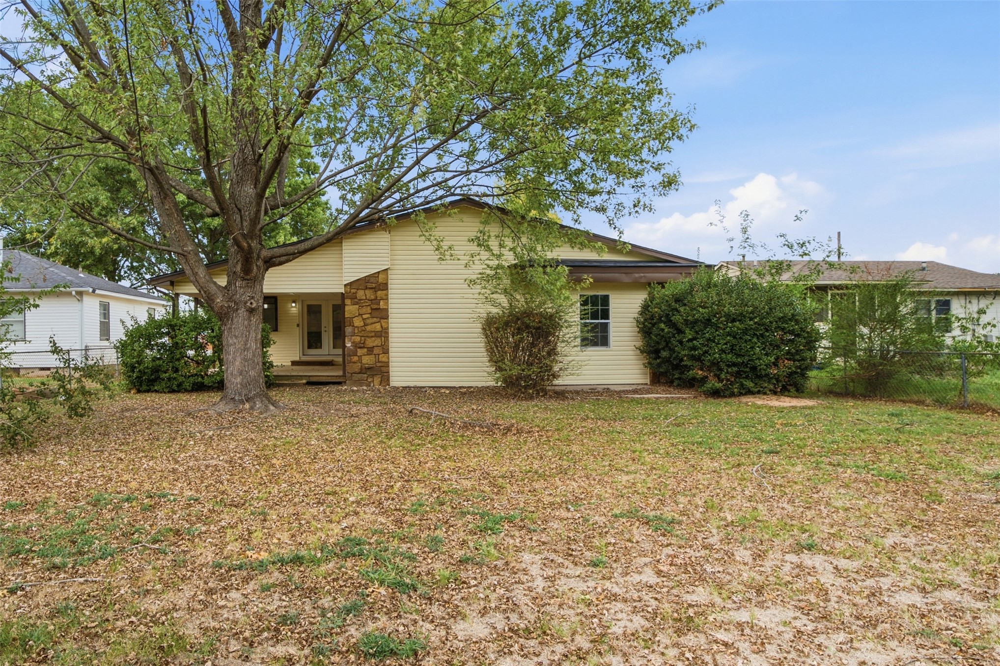 608 SE 6th Street Wagoner OK 74467