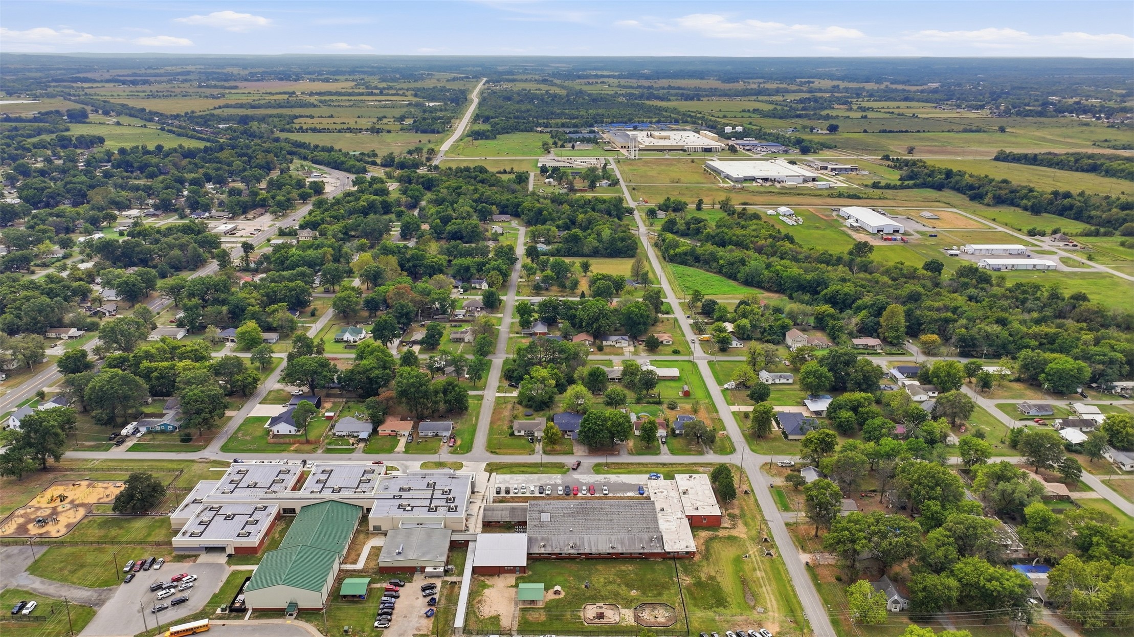 608 SE 6th Street Wagoner OK 74467