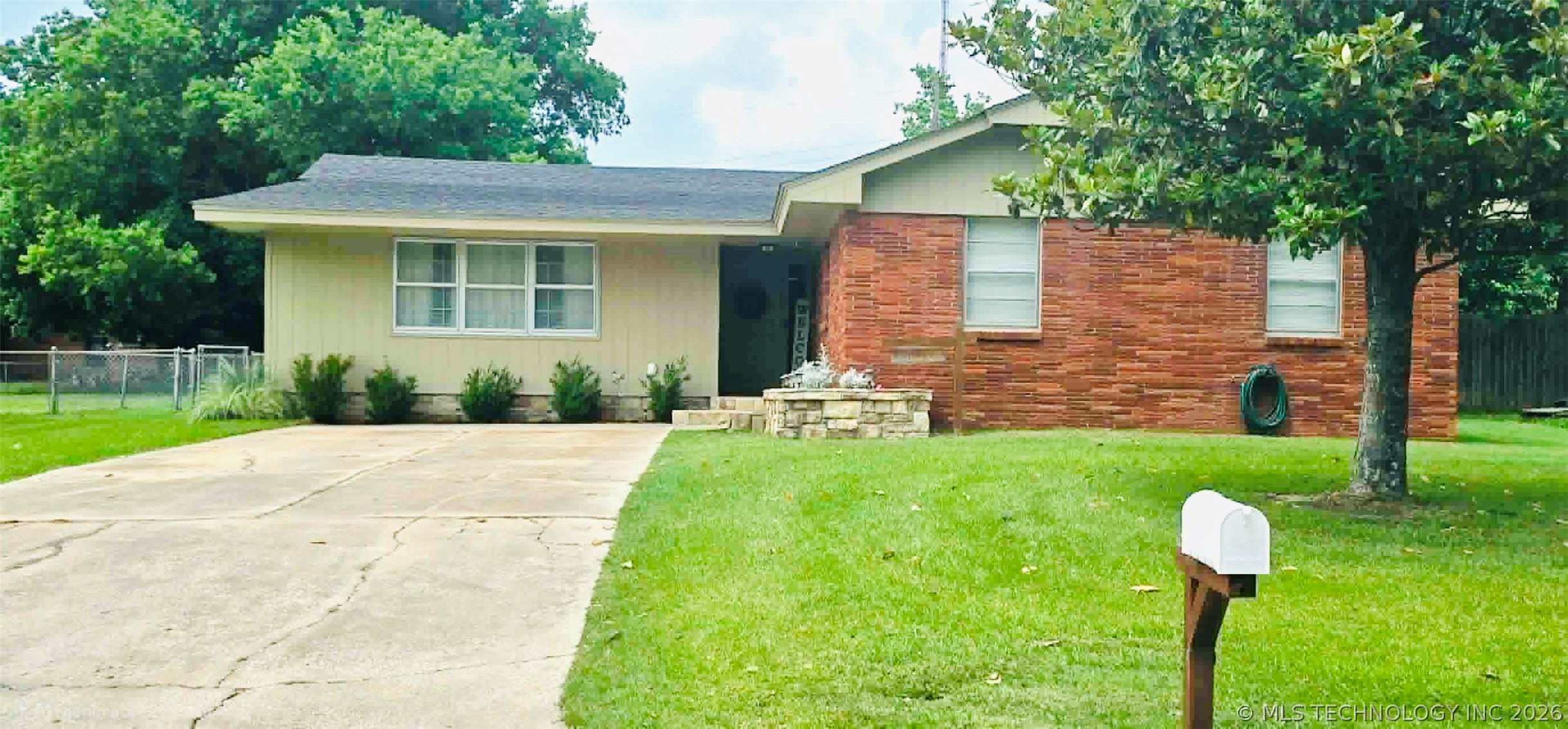 908 W 23rd Ada OK 74820
