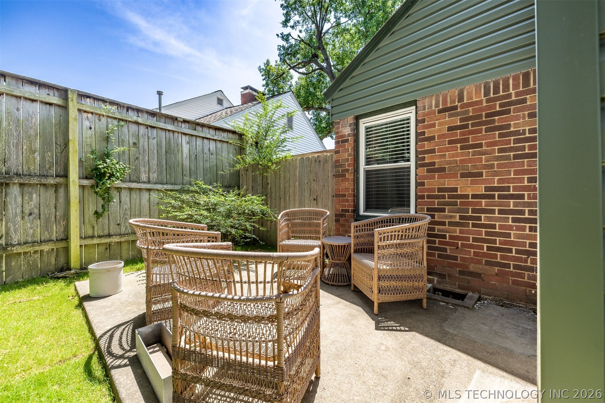 1713 S Columbia Place Tulsa OK 74104