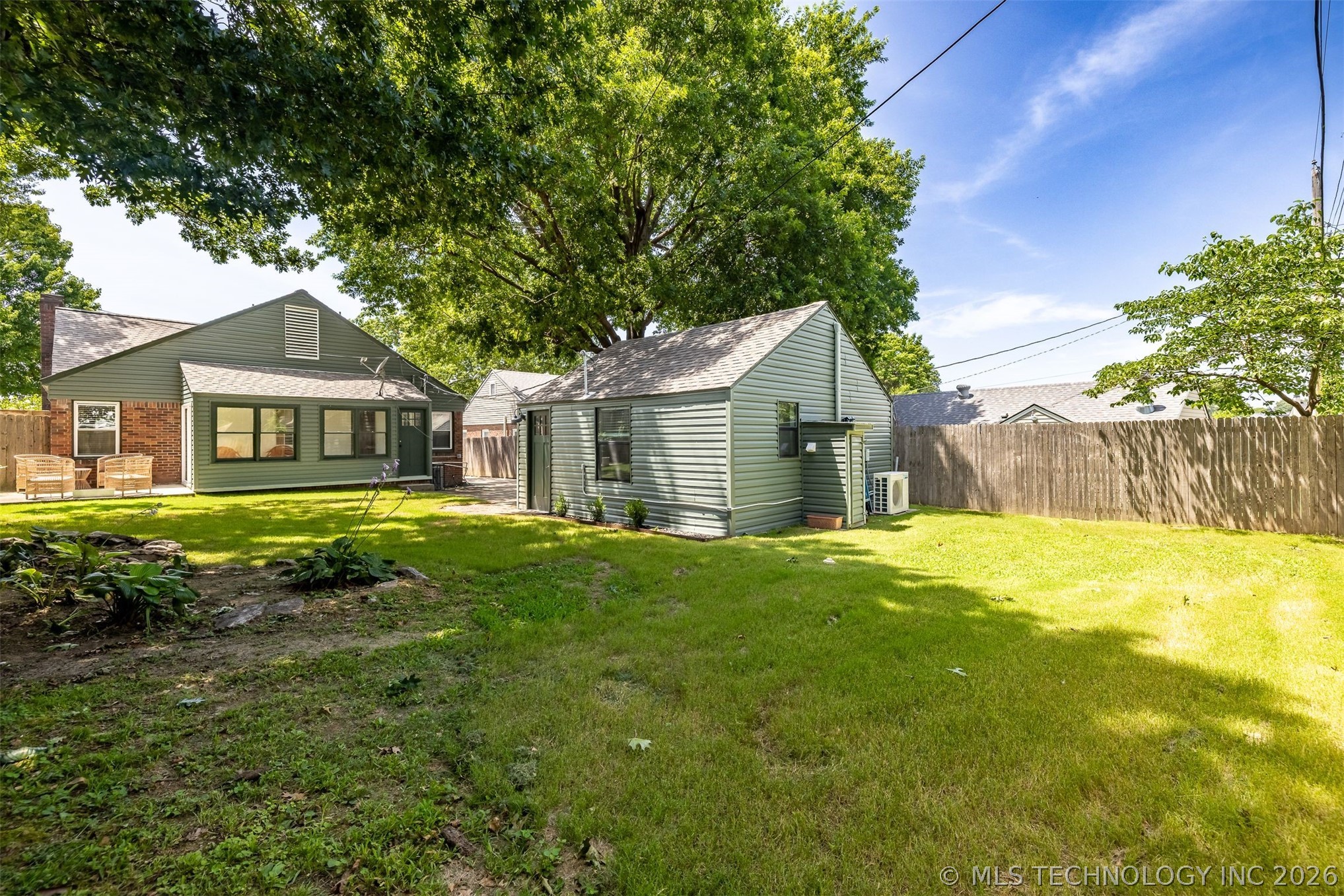 1713 S Columbia Place Tulsa OK 74104