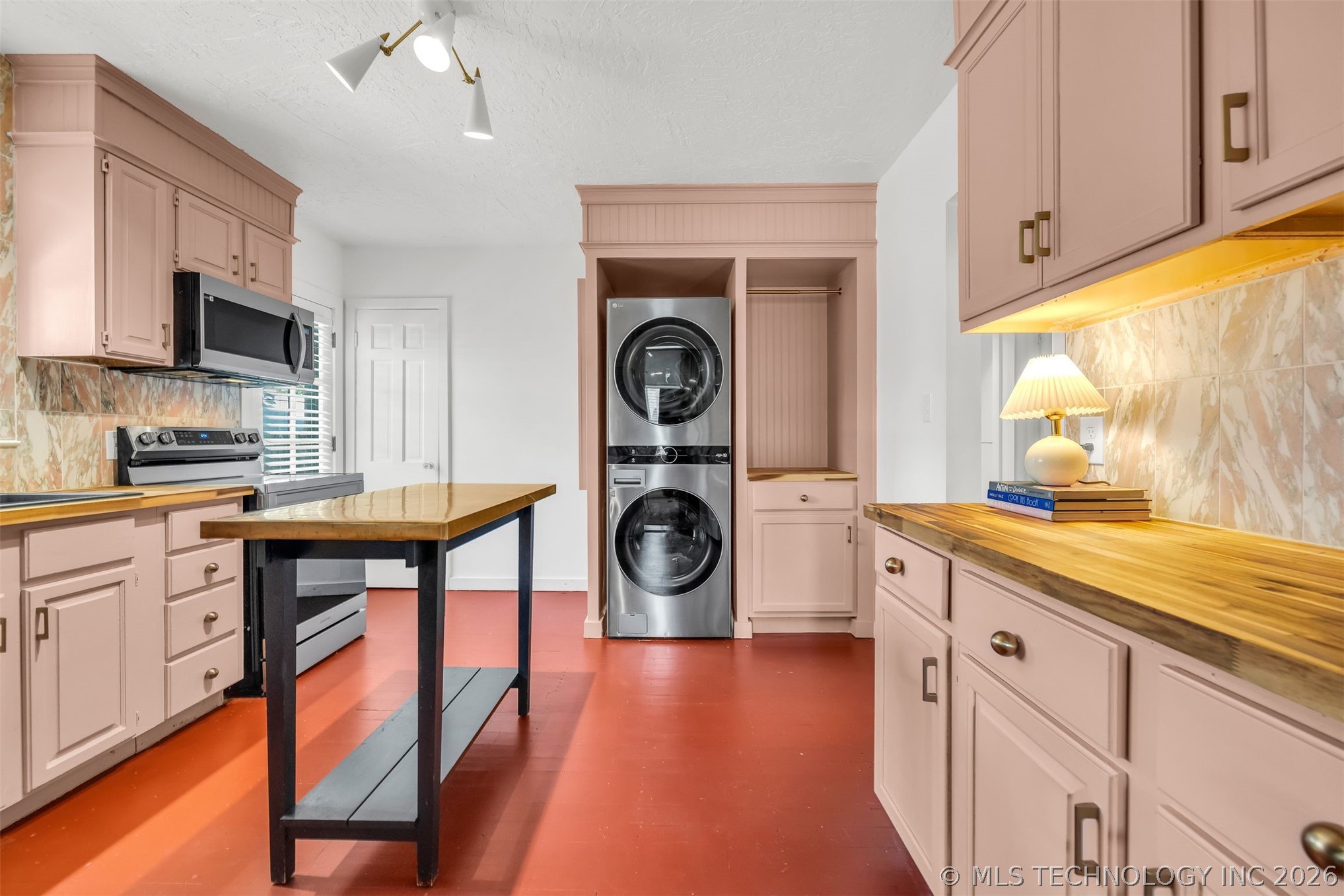 1713 S Columbia Place Tulsa OK 74104