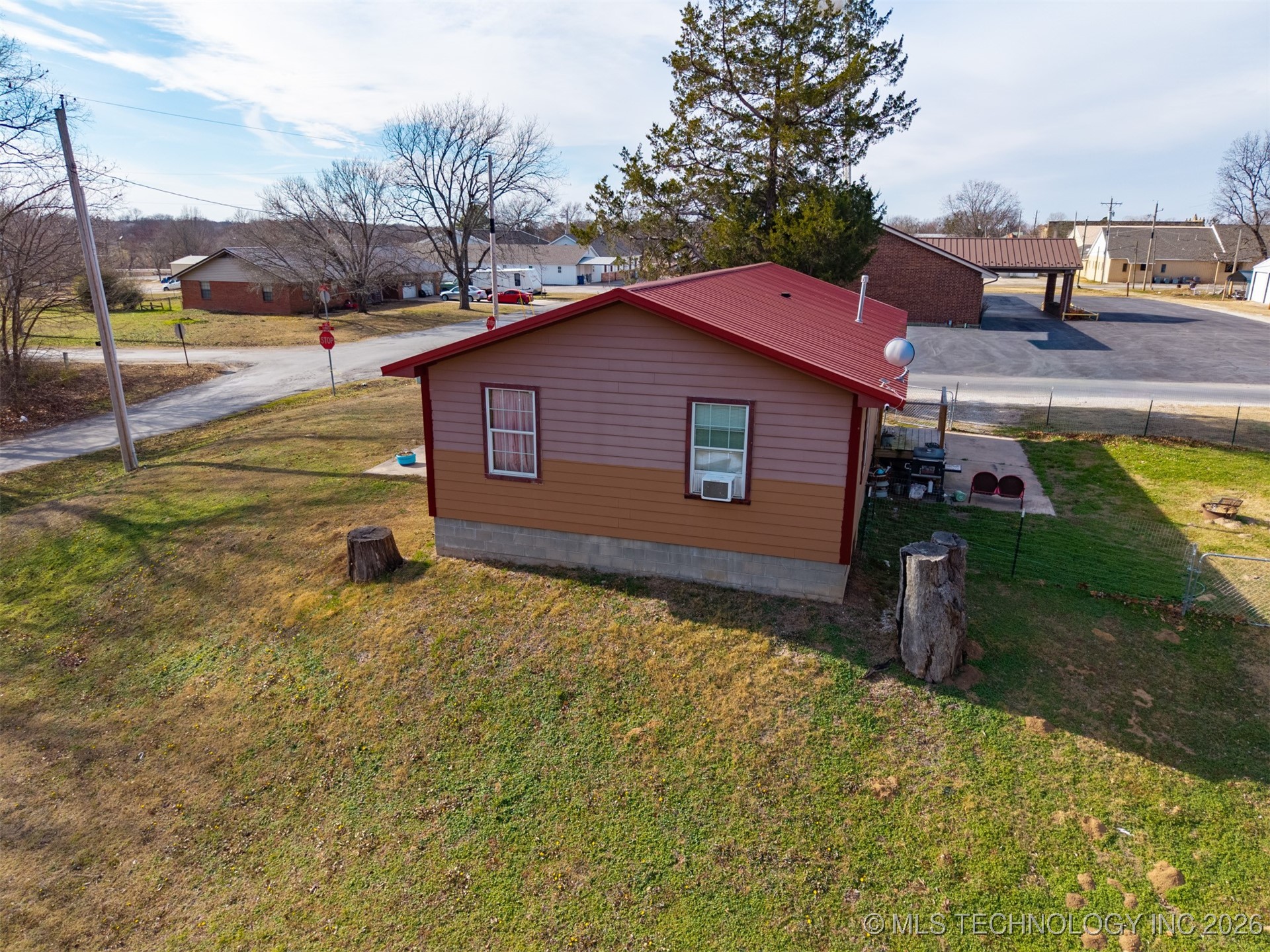 104 S Denver Allen OK 74825