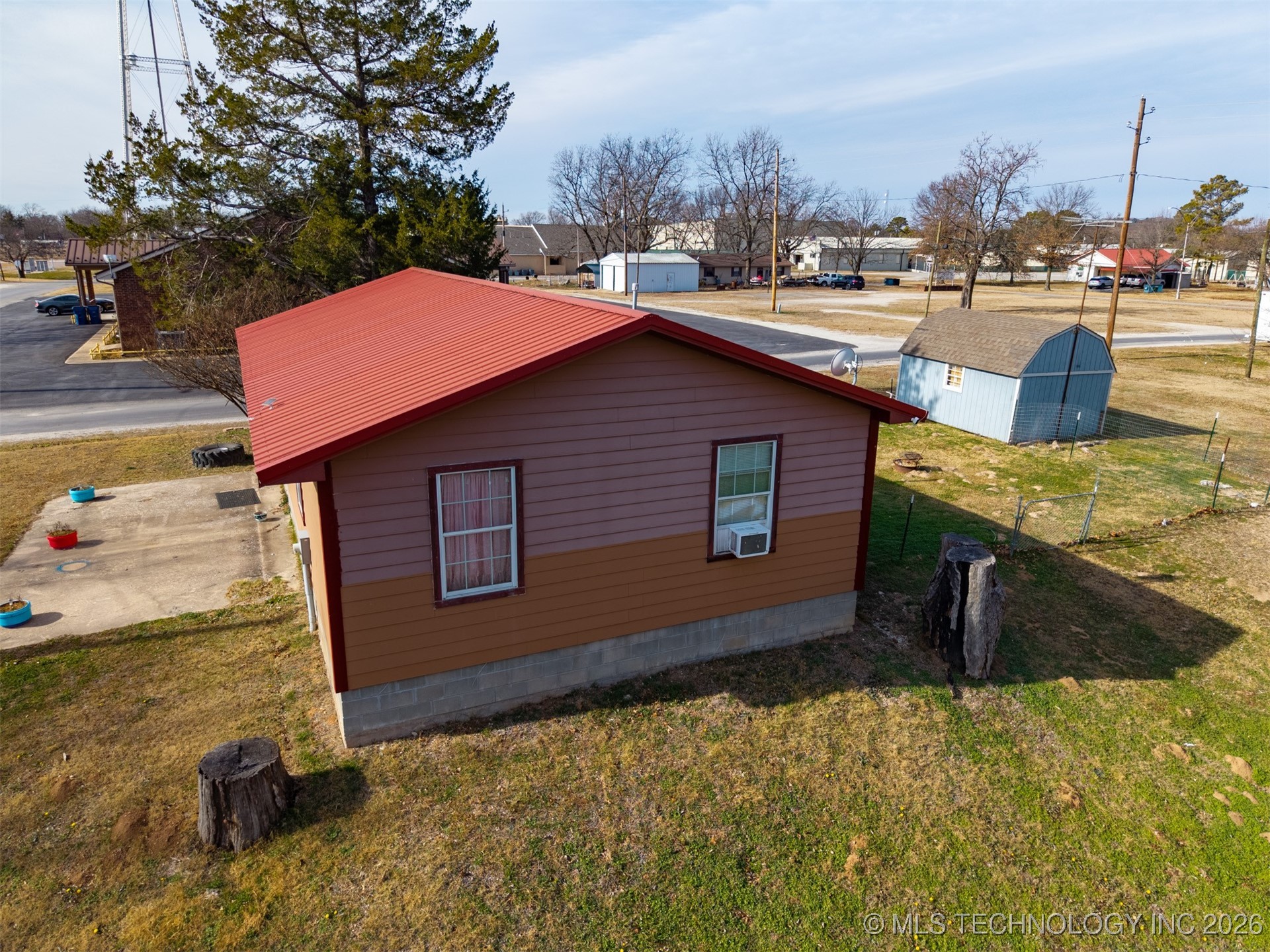 104 S Denver Allen OK 74825