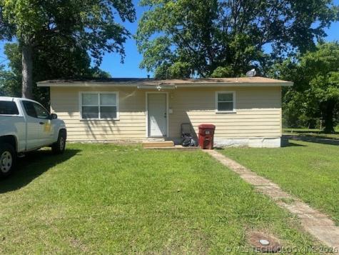 702 W Duke Street Hugo OK 74743