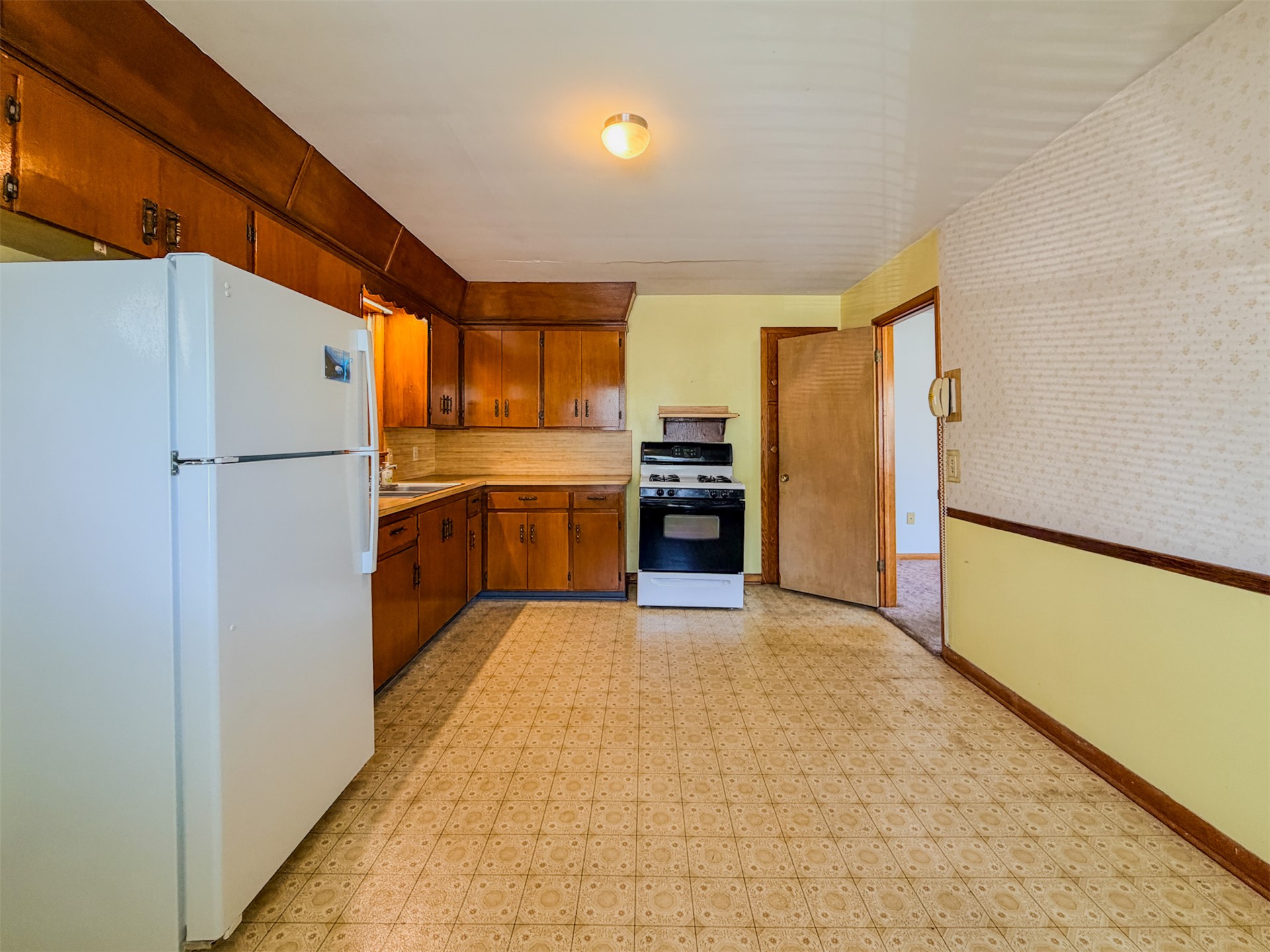 1121 W 4th Street Tahlequah OK 74464