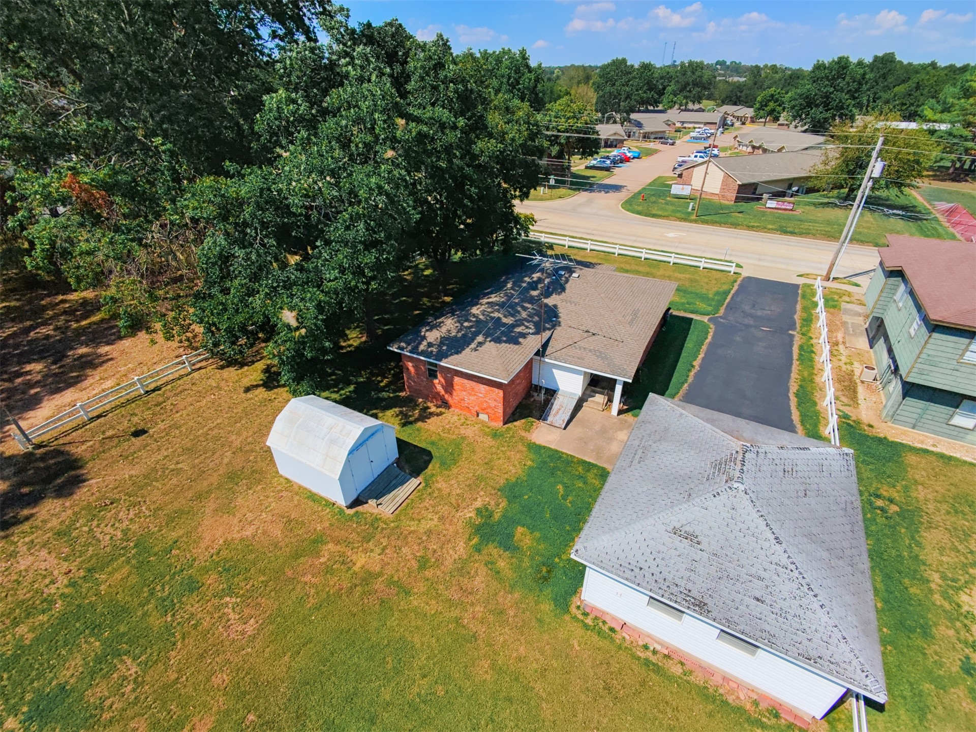 1121 W 4th Street Tahlequah OK 74464