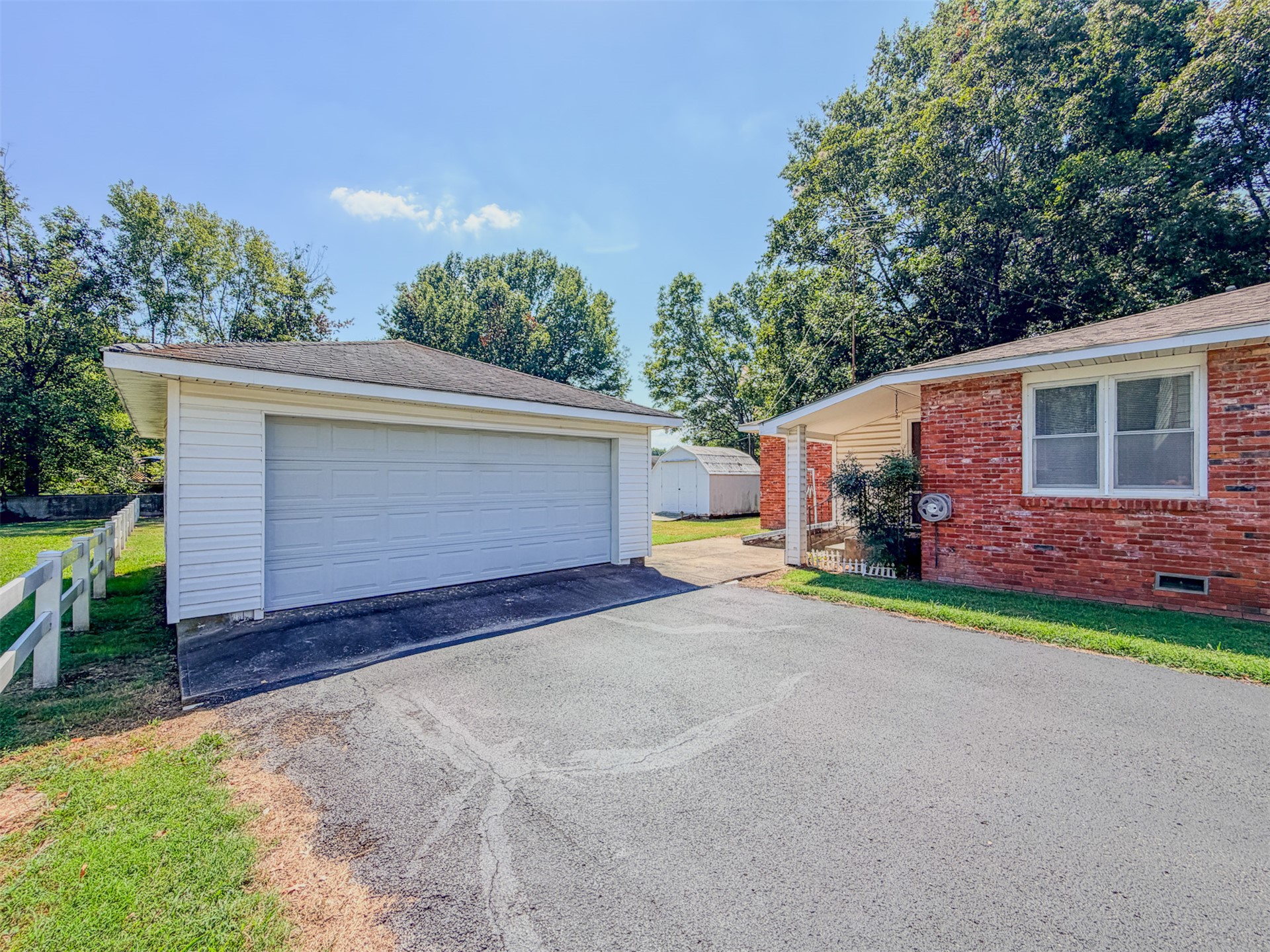 1121 W 4th Street Tahlequah OK 74464